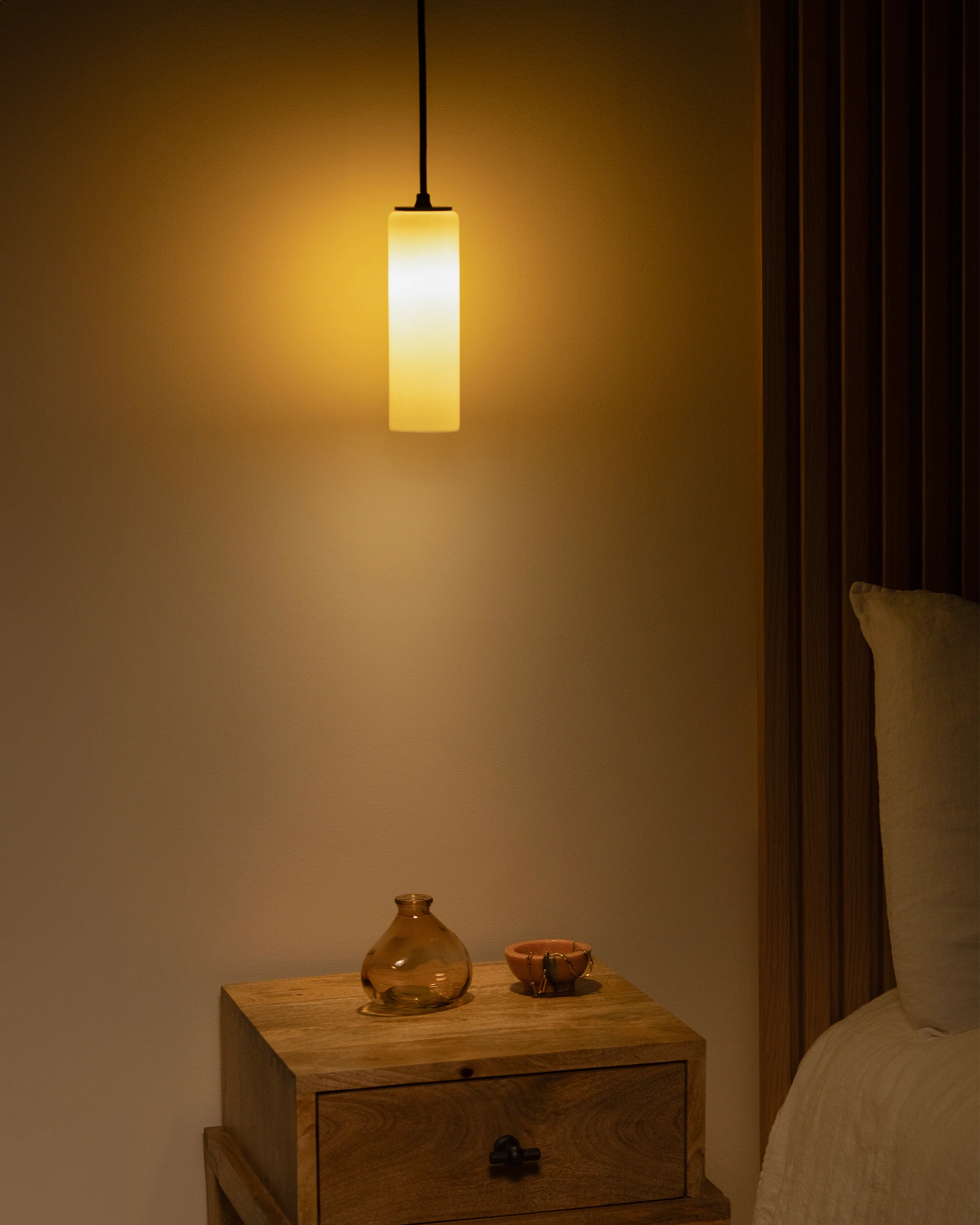 Claremont Small Hanging Wall Light Fine Porcelain - Bronze - Image 7