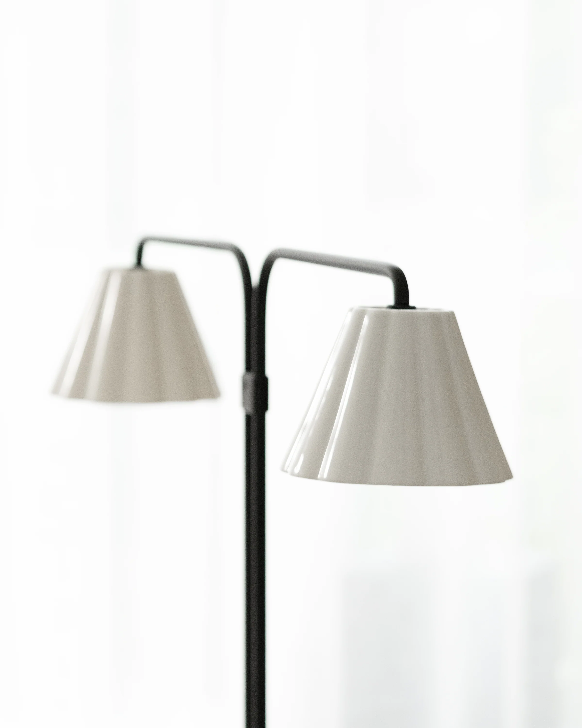 Cotswold Dual Table Lamp Fine Porcelain - Bronze - Image 9