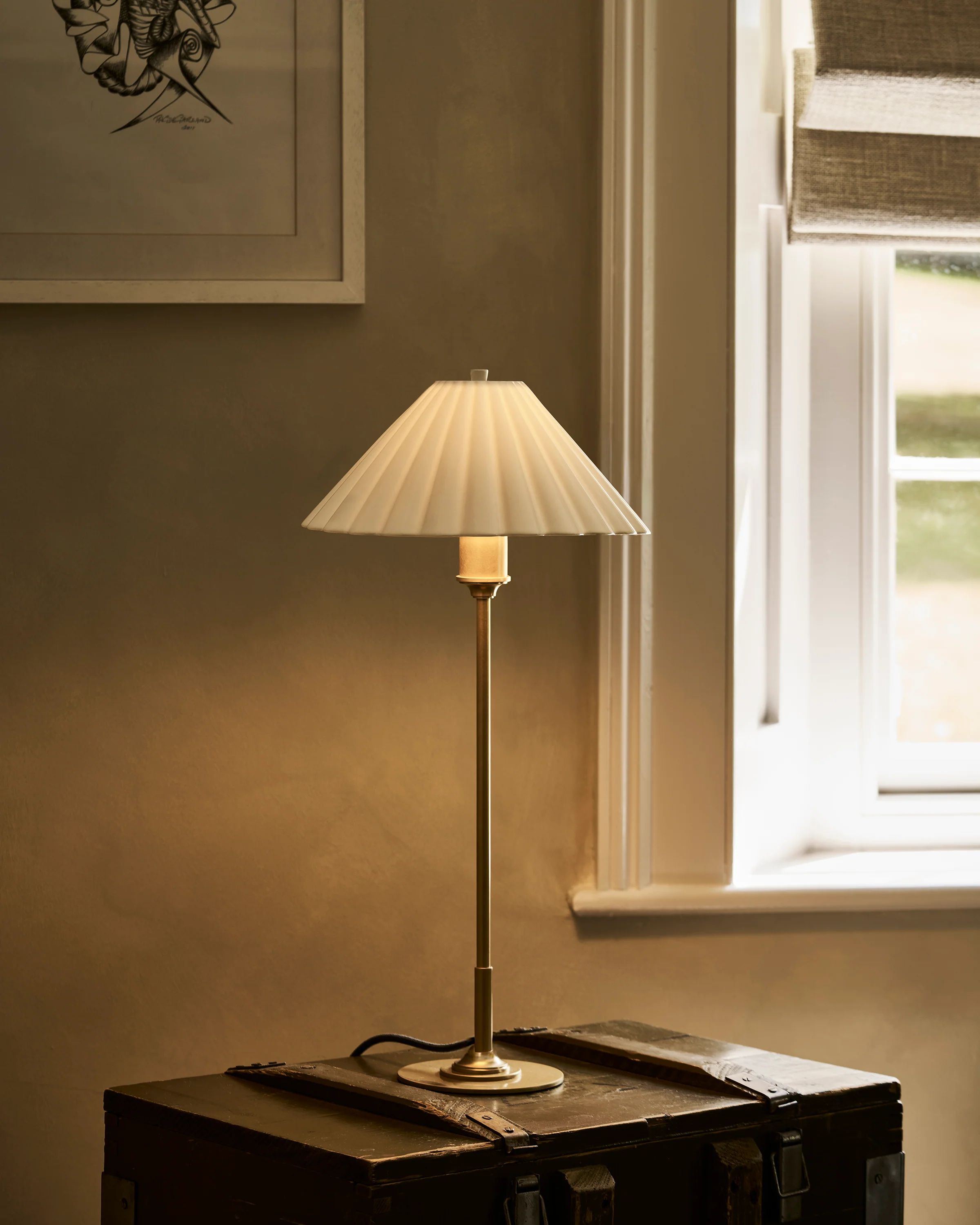 Cotswold Medium Table Lamp Fine Porcelain - Antique Brass - Image 3
