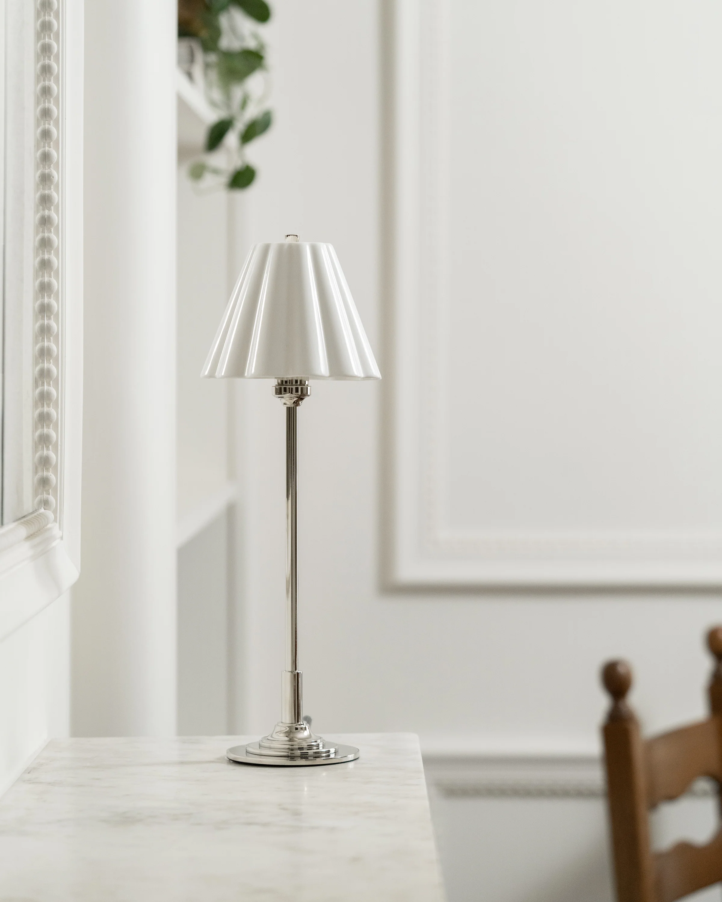 Cotswold Small Table Lamp Fine Porcelain - Polished Nickel - Image 7
