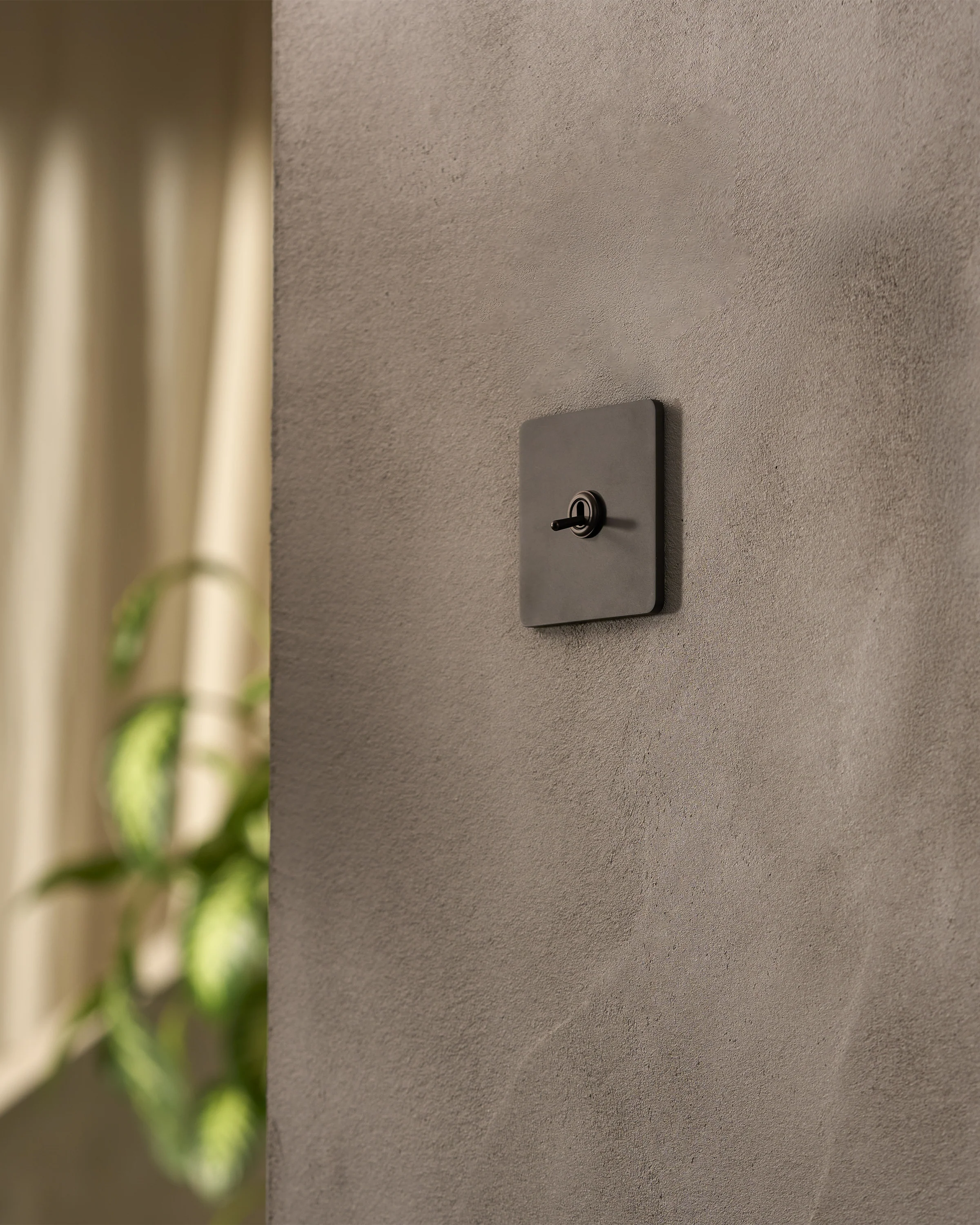 Grove Single Toggle Switch - Bronze - Image 4