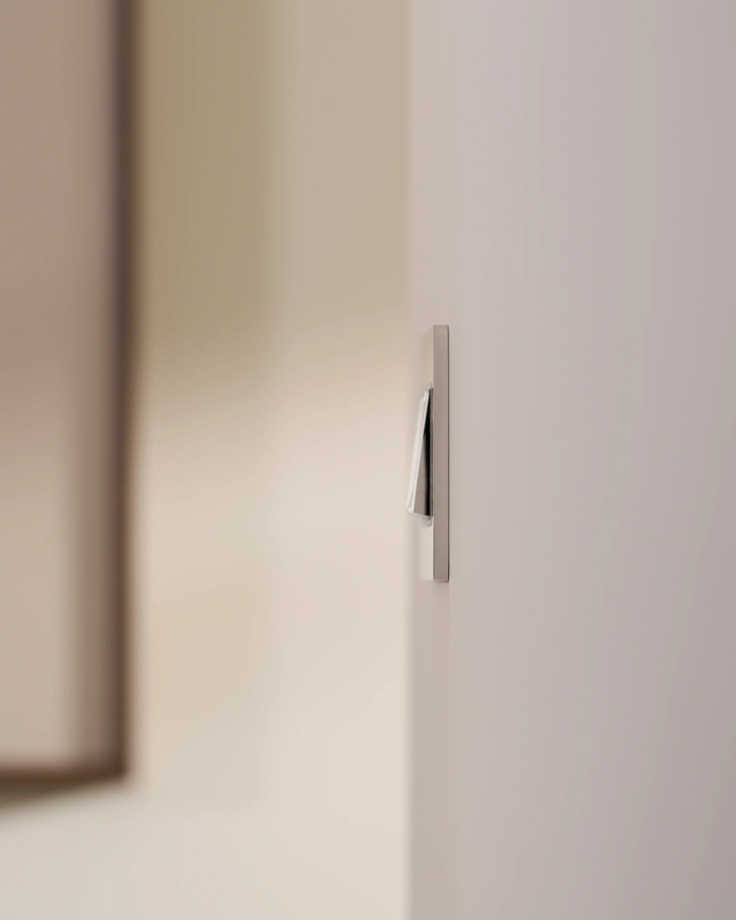 Grove Single TV Socket - Bronze | Black - Image 4