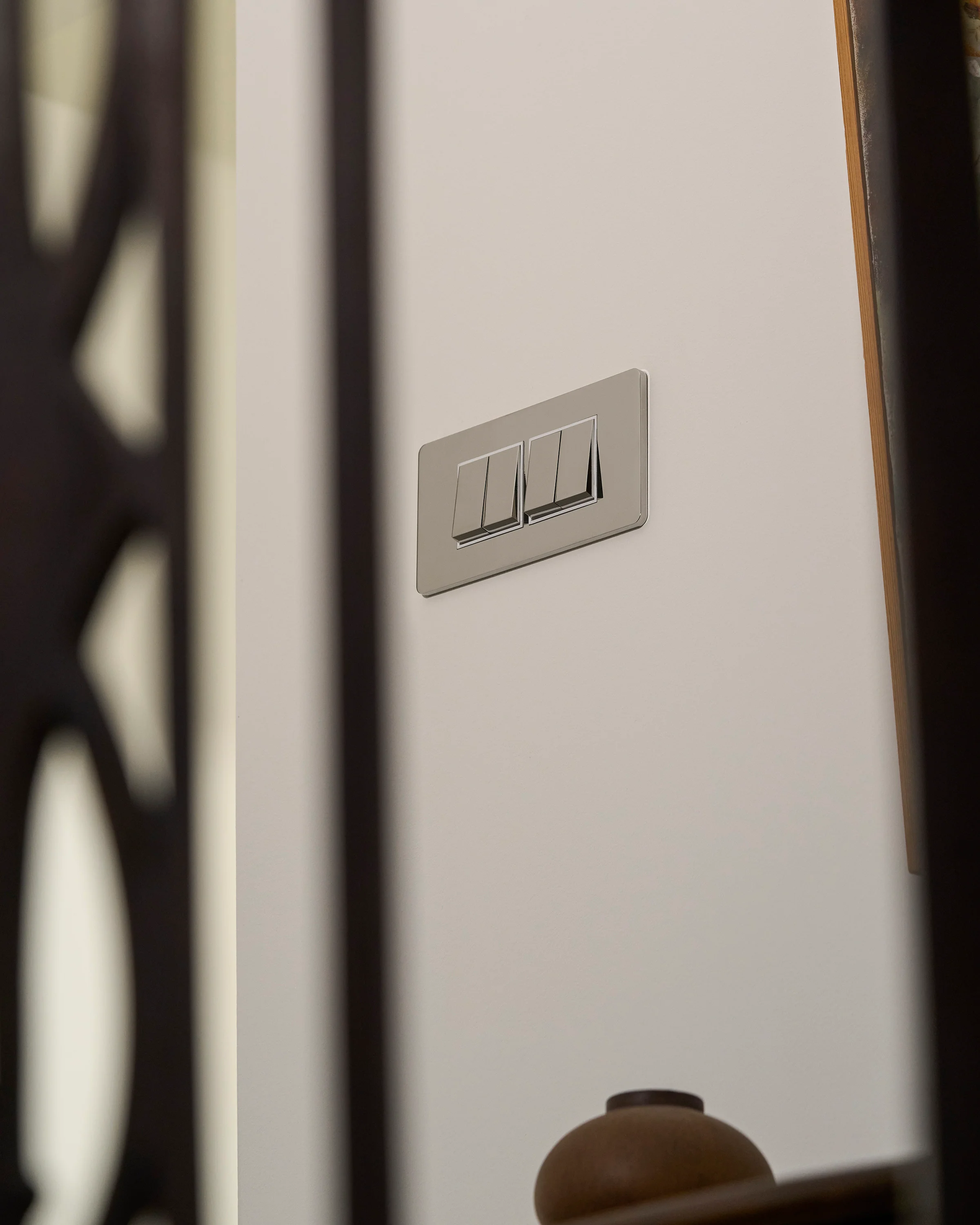Grove Single TV Socket - Bronze | Black - Image 5