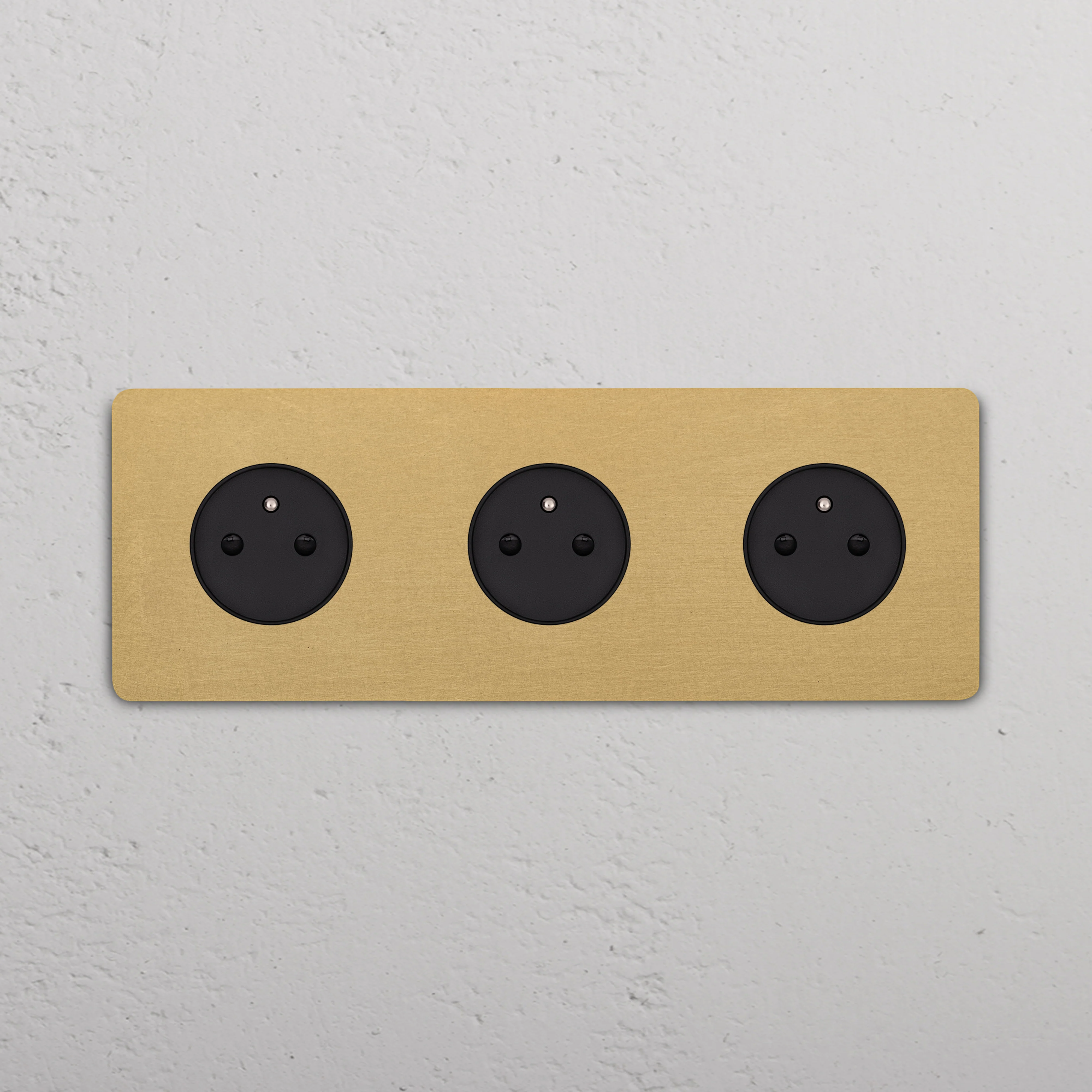 Grove Triple 3x French/Belgian Type E Socket - Antique Brass | Black - Image 2