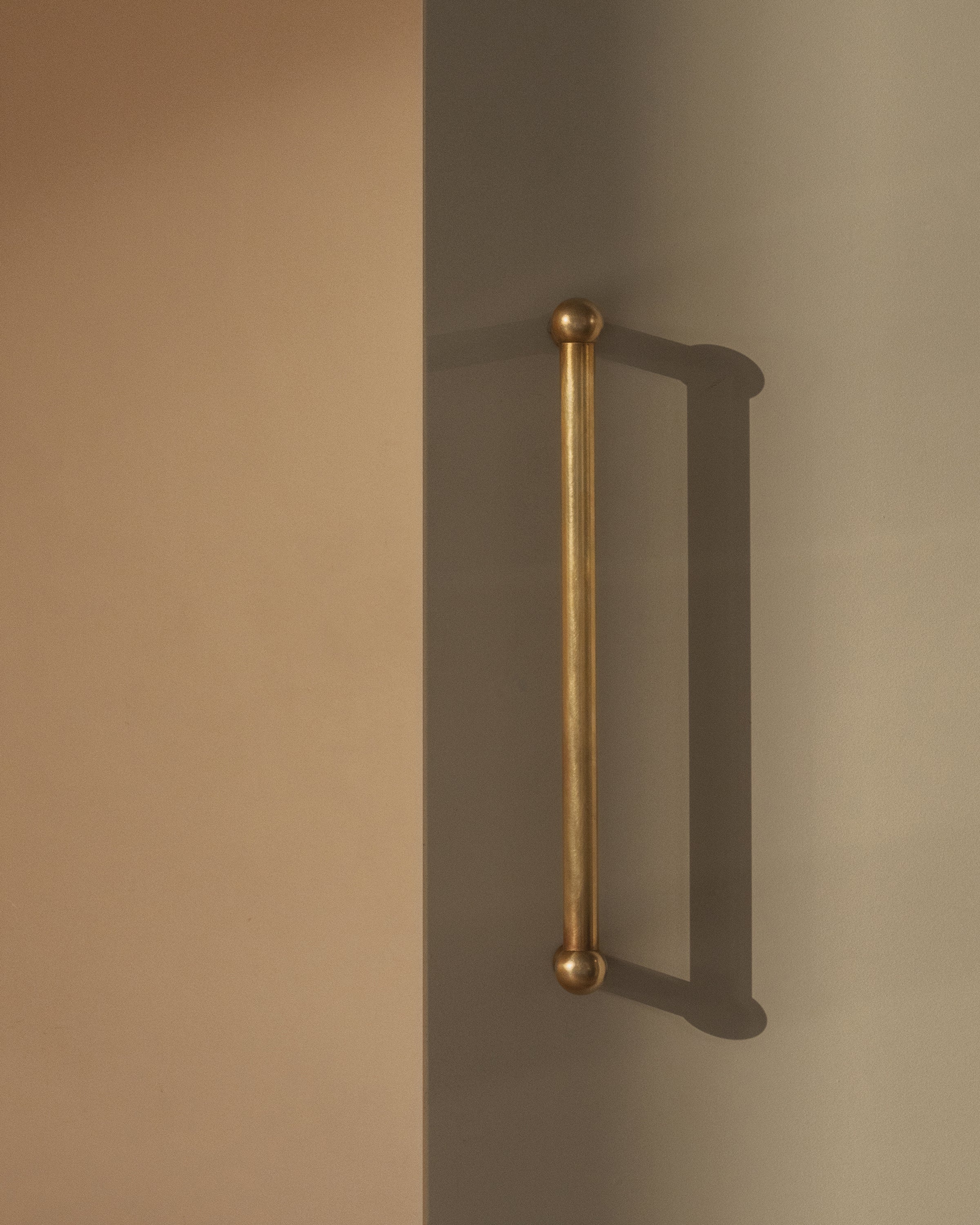 Harper Double Pull Handle 320mm - Antique Brass - Image 4