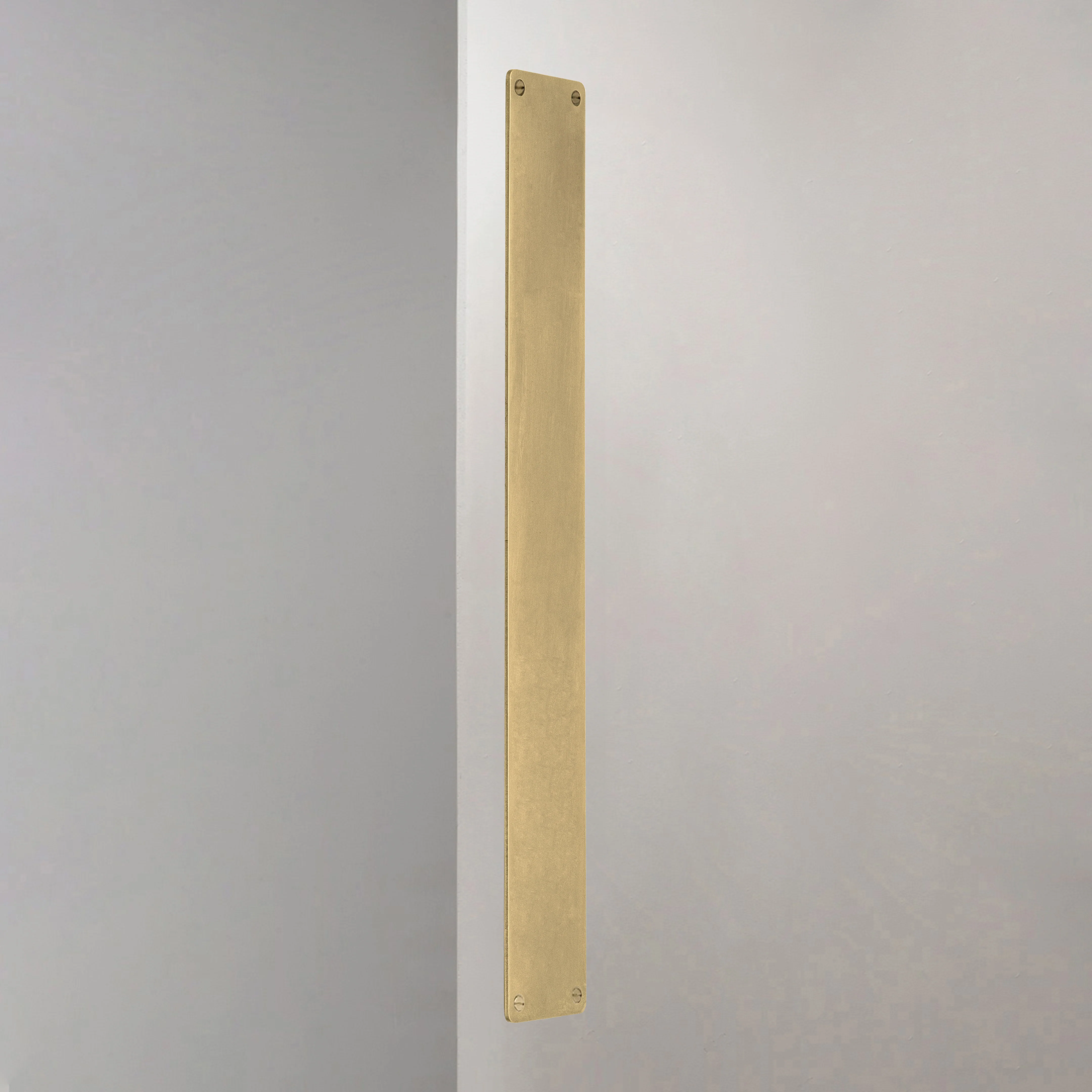 Harper Push Plate 580mm - Antique Brass