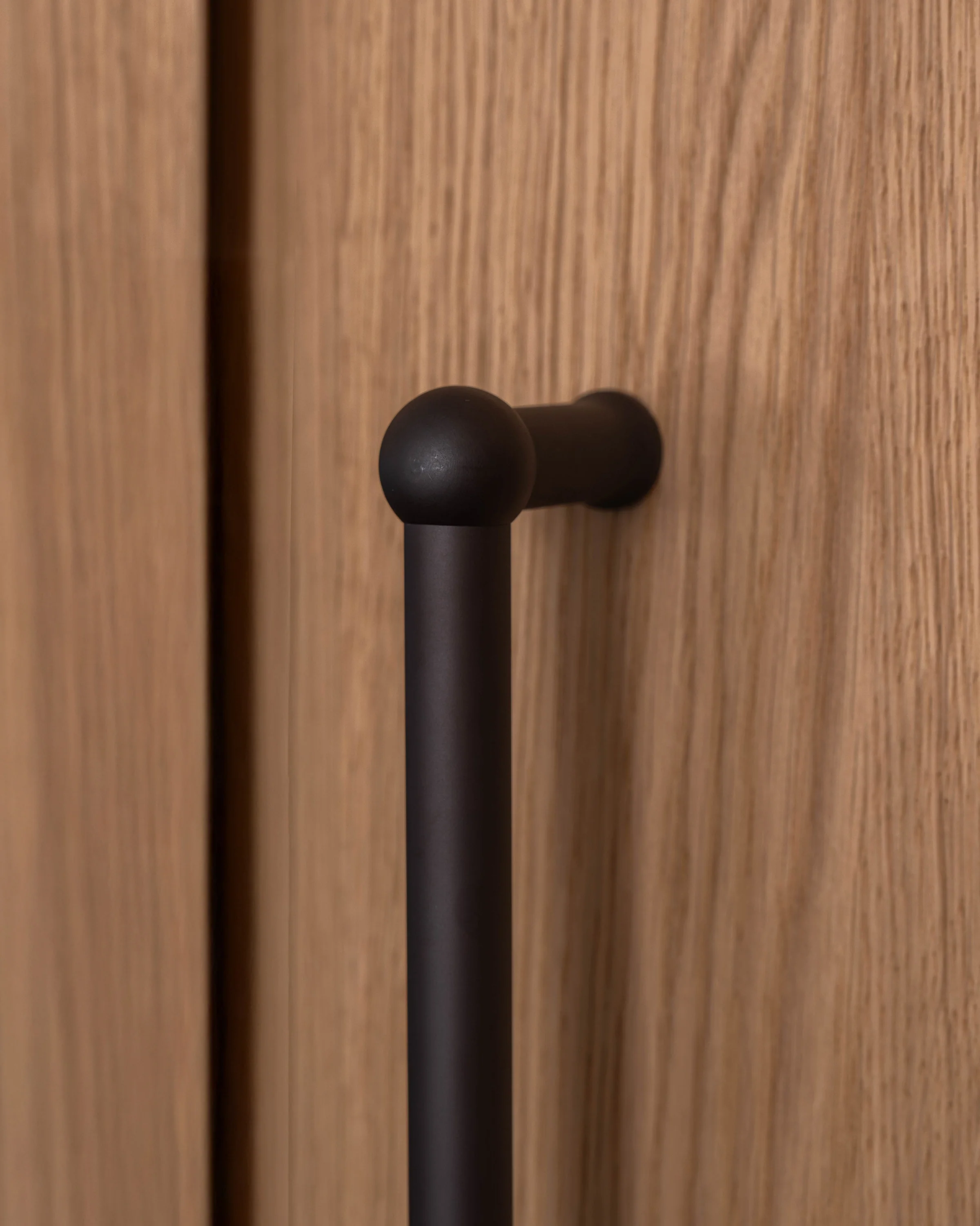 Harper Single Pull Handle 320mm - Bronze - Image 3