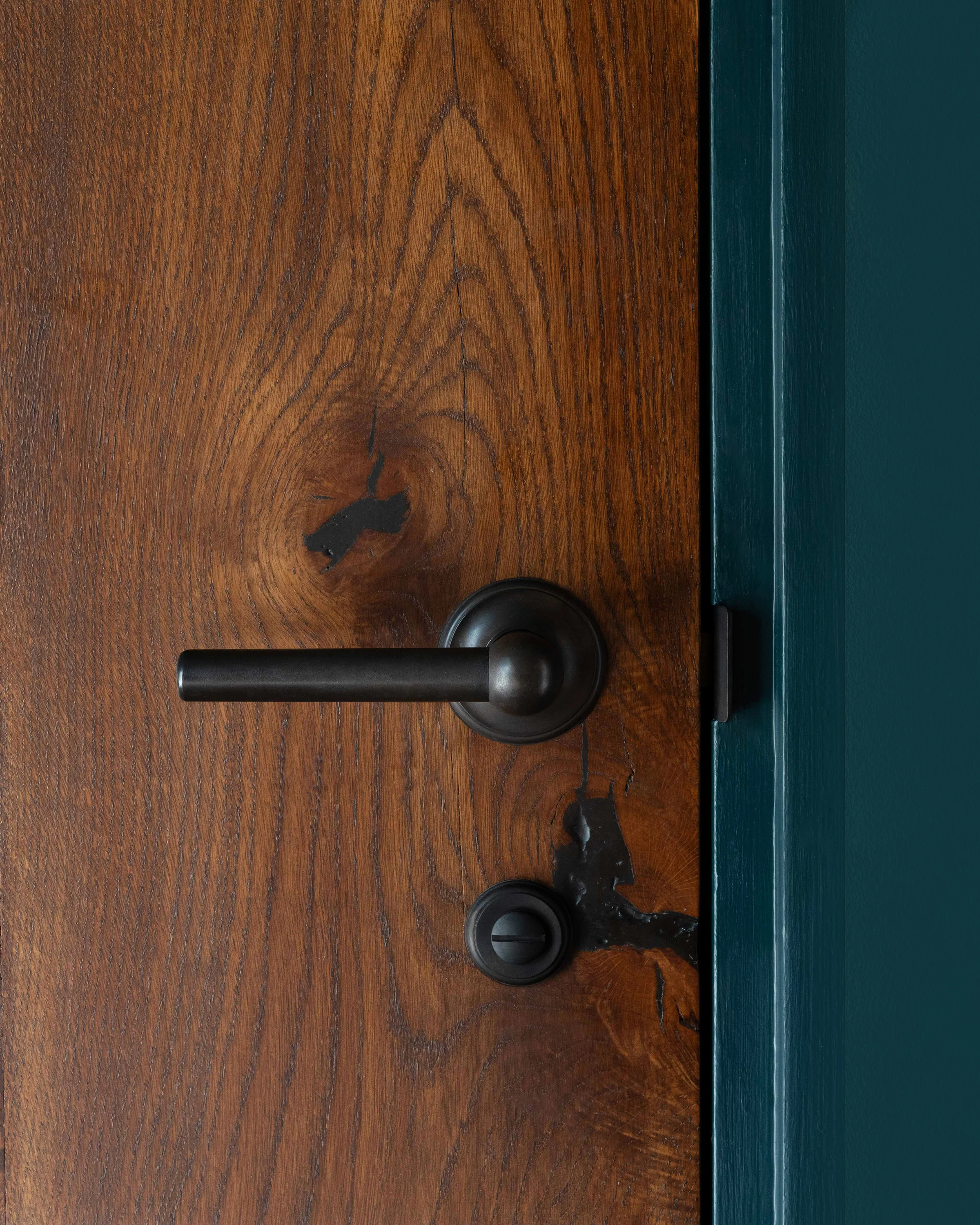 Harper Sprung Door Handle - Bronze - Image 7