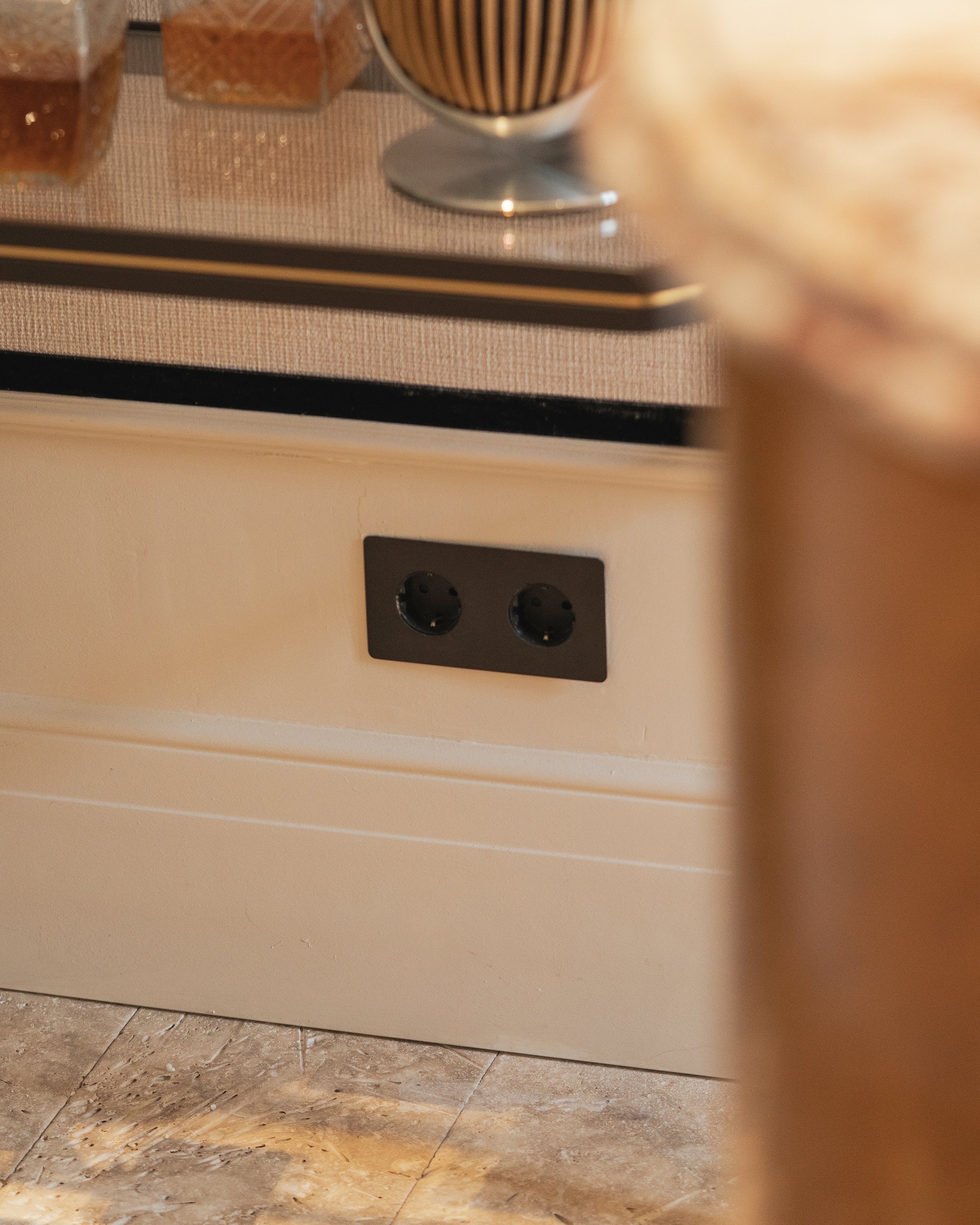 Kew Double 2x Schuko Type F Socket - Bronze | Black - Image 6