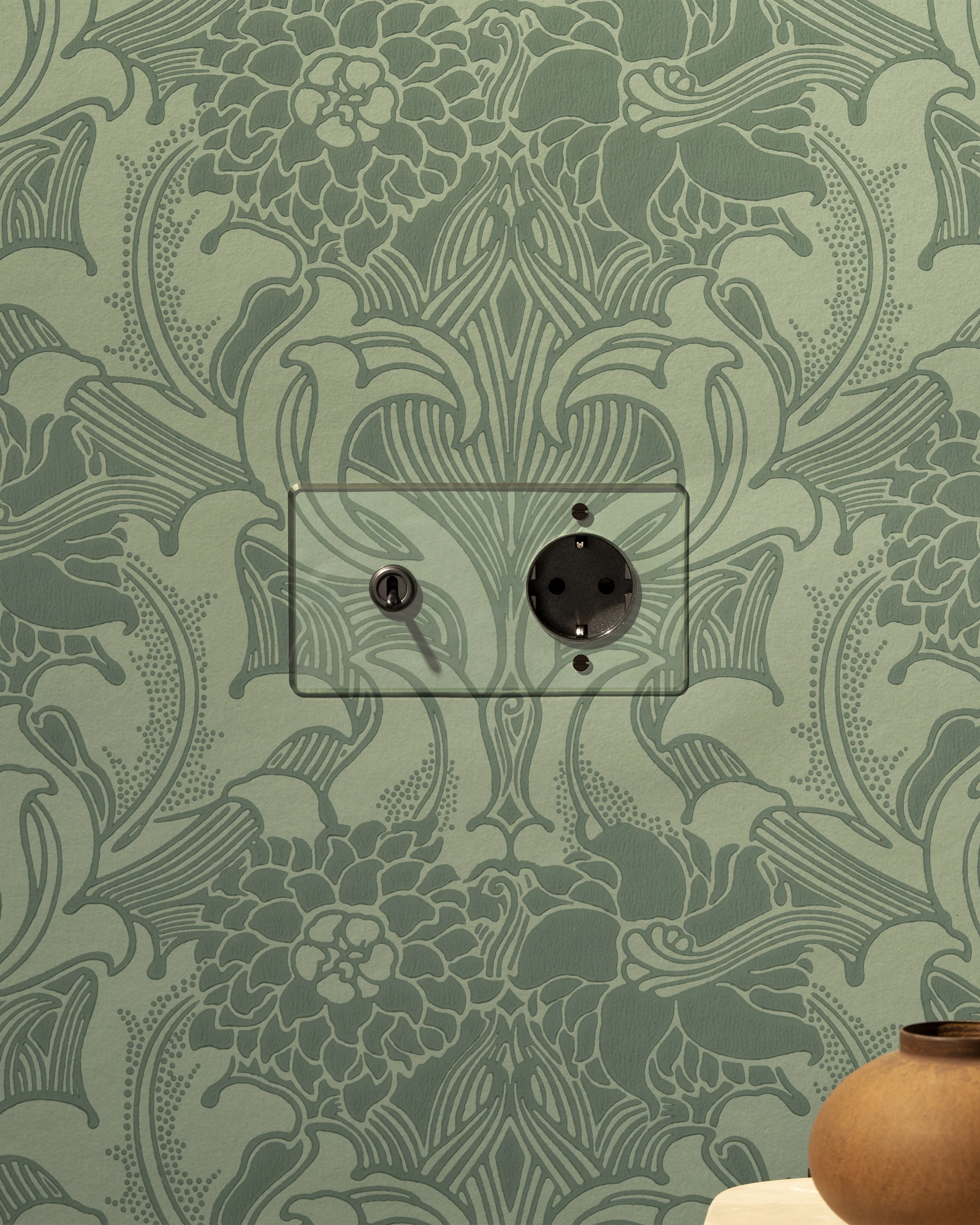 Kew Double Toggle & Schuko Type F Socket - Clear Bronze | Black - Image 3