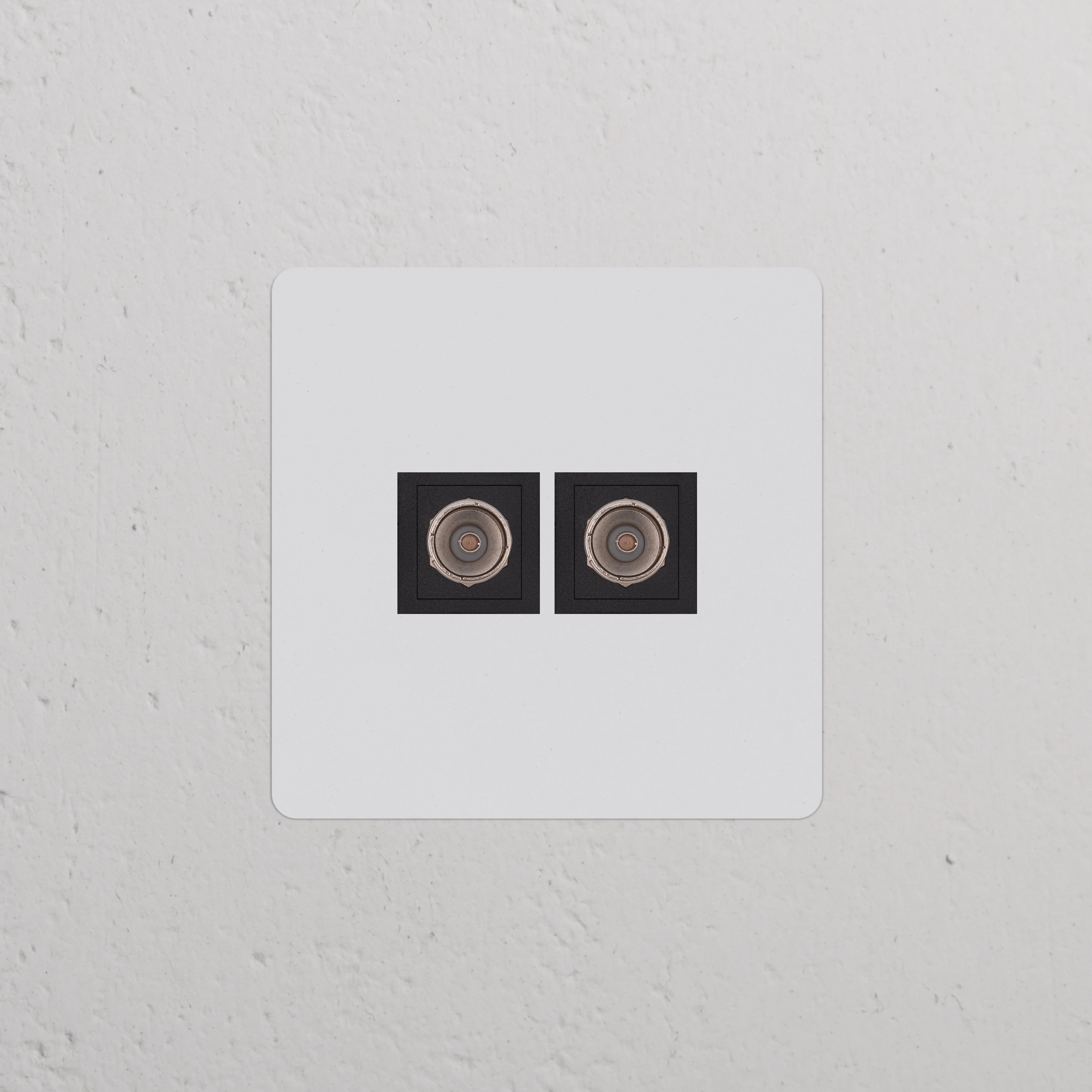 Kew Single 2x TV Socket - Paintable | Black - Image 2