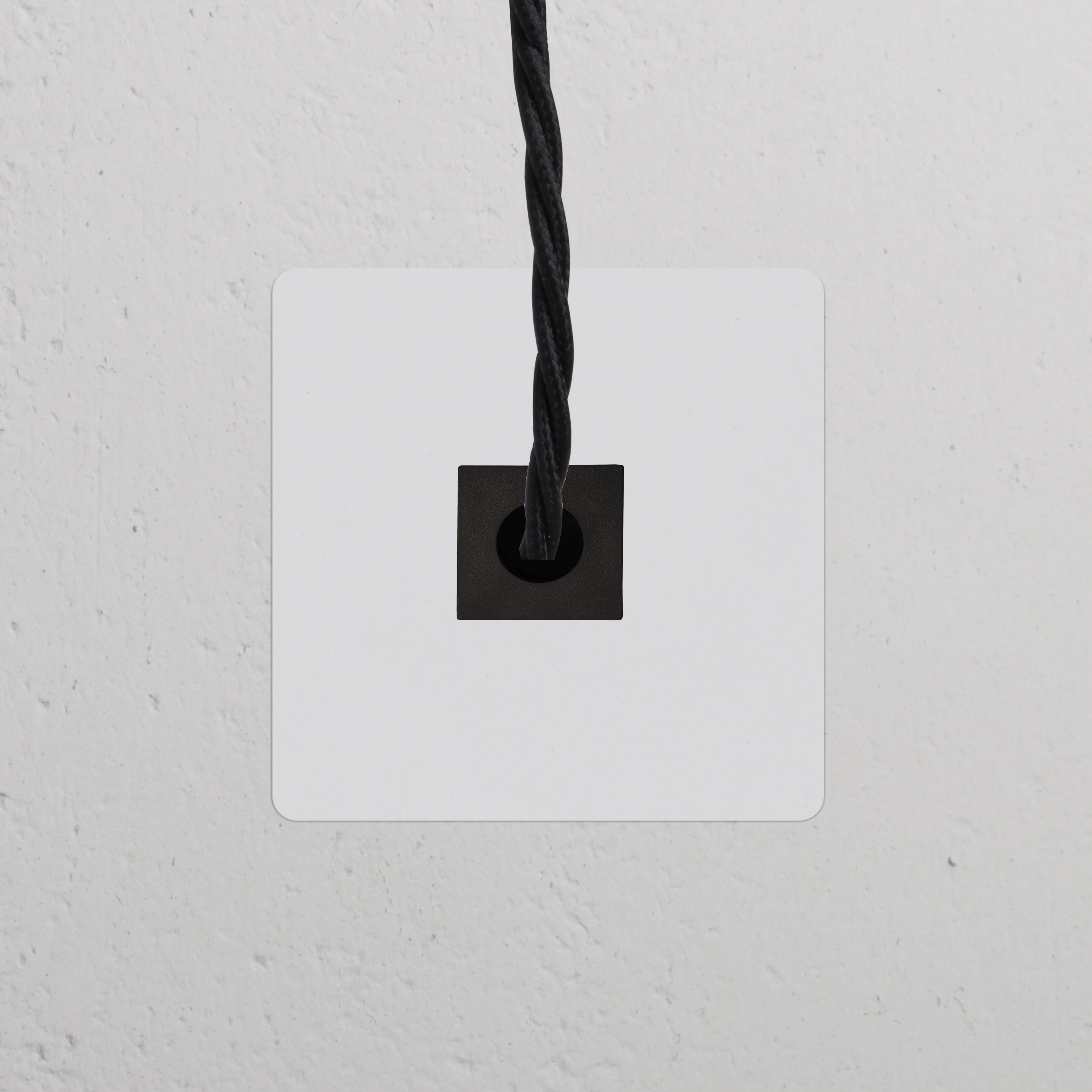 Kew Single Cable Outlet - Paintable | Black - Image 2