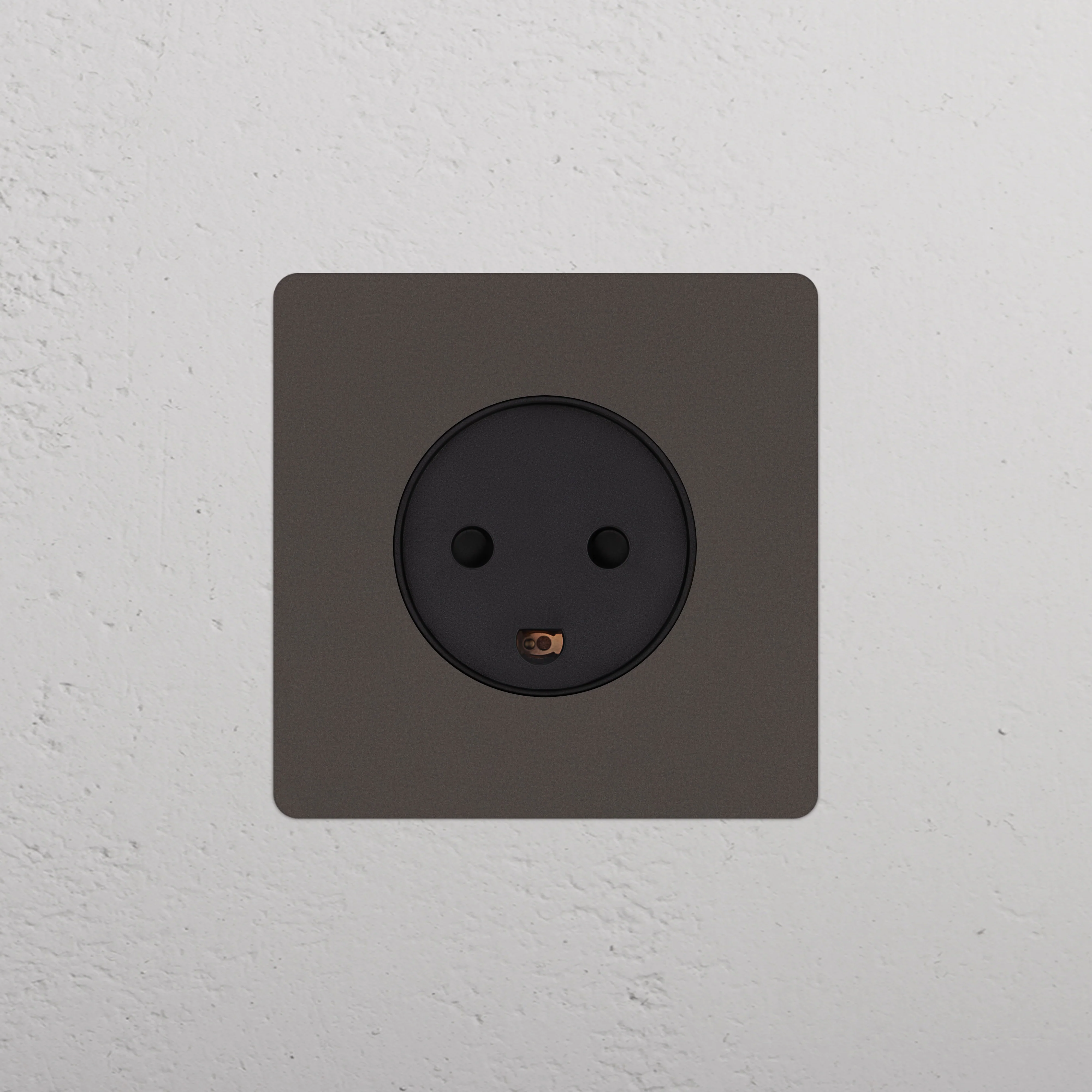 Kew Single Danish Type K Socket - Bronze | Black - Image 2