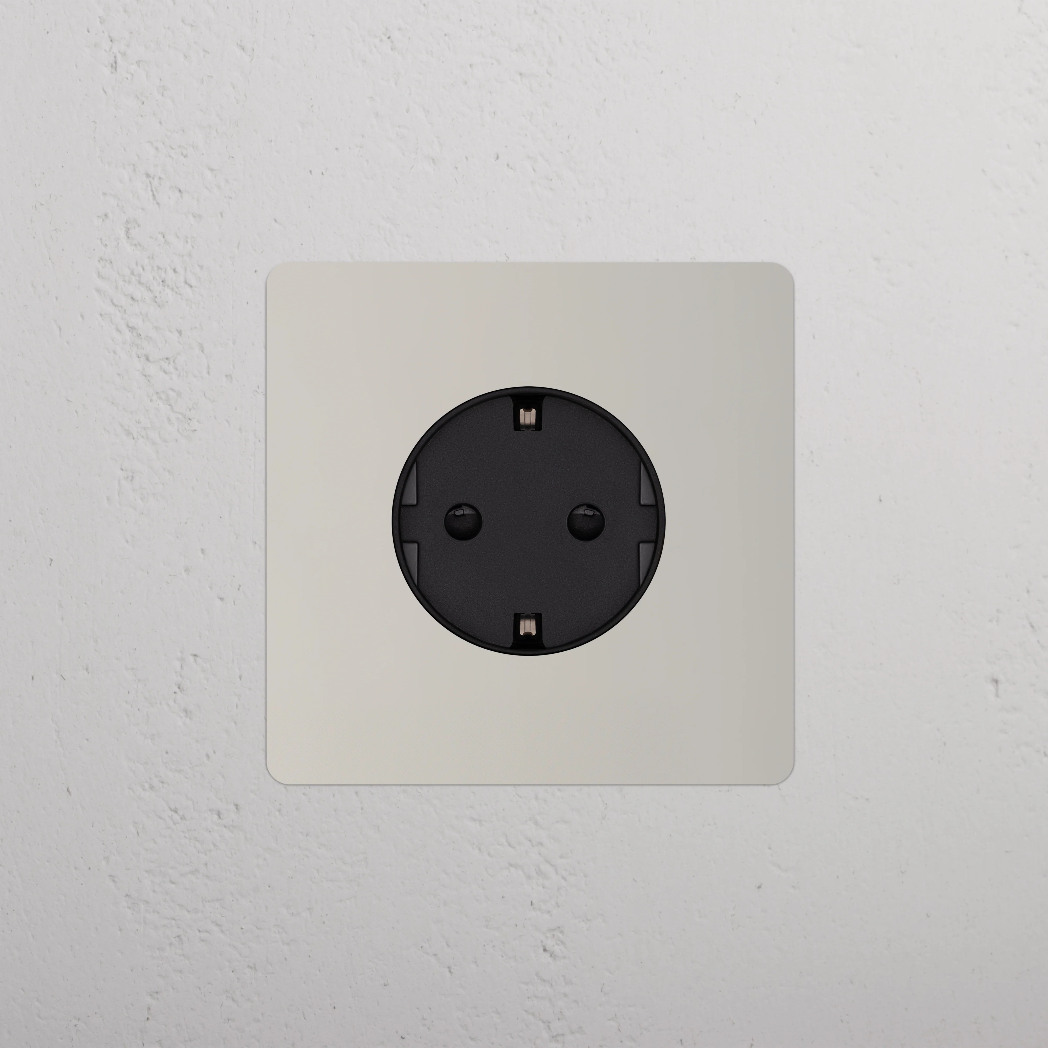 Kew Single Schuko Type F Socket - Polished Nickel | Black - Image 2