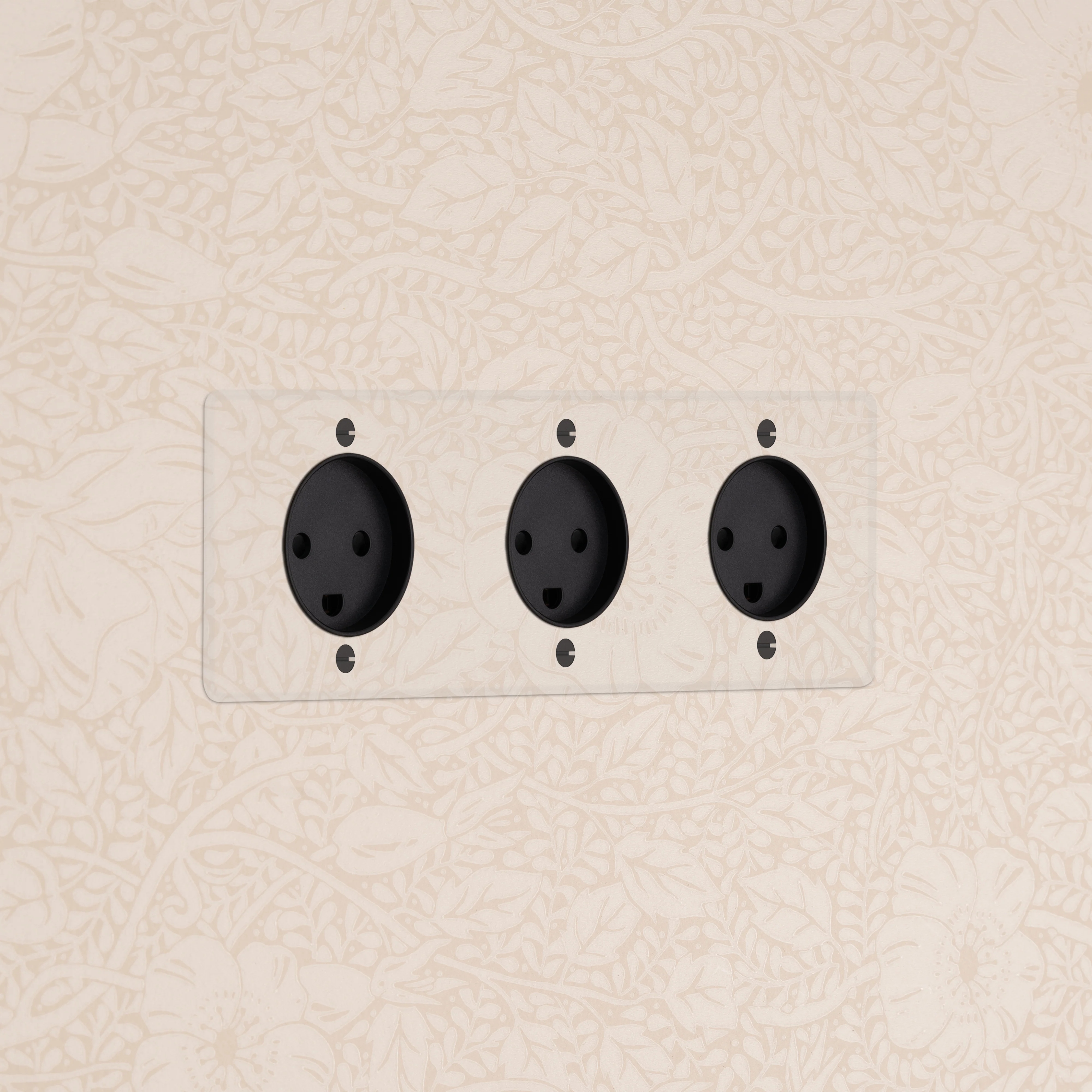 Kew Triple 3x Danish Type K Socket - Clear | Black