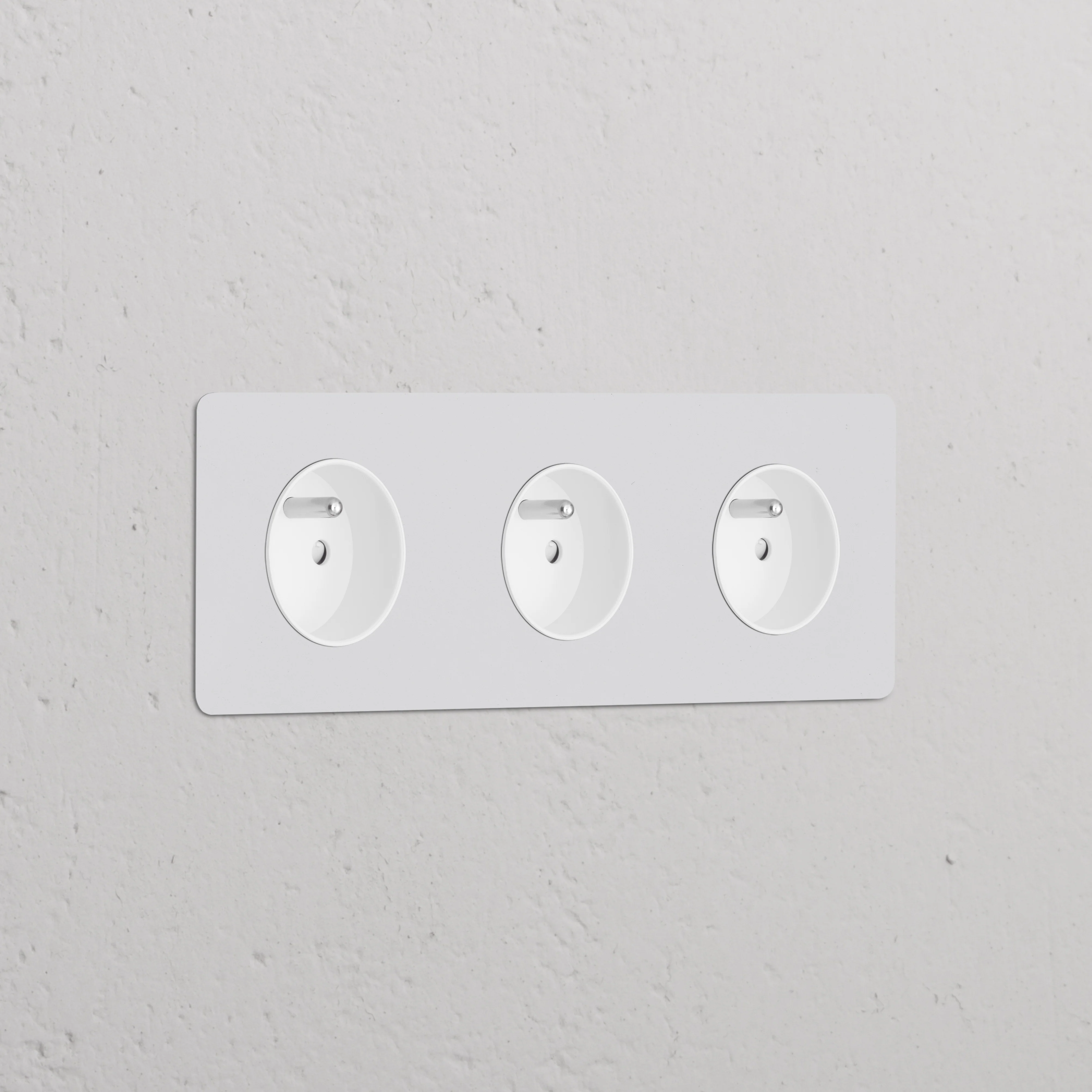 Kew Triple 3x French/Belgian Type E Socket - Paintable | White