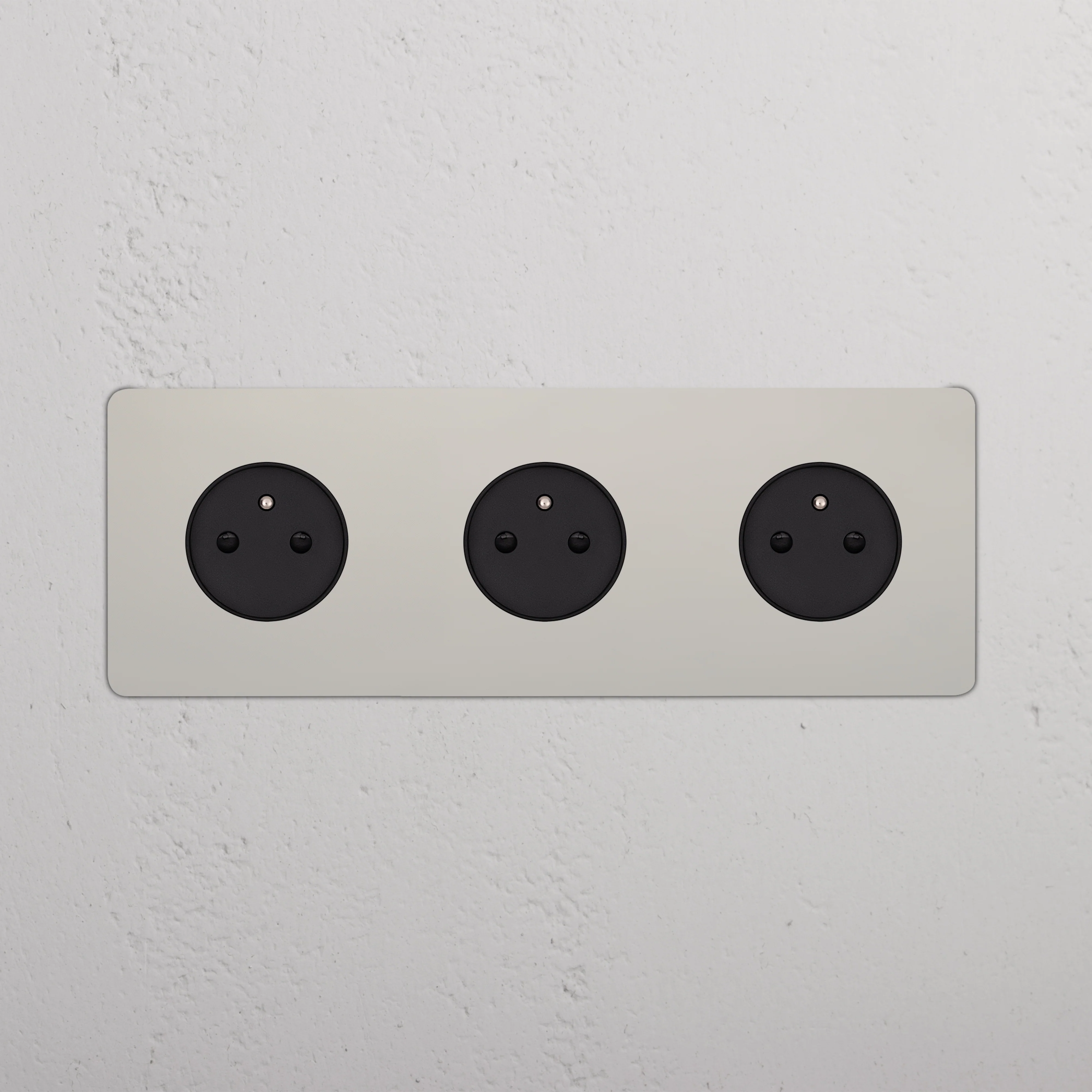 Kew Triple 3x French/Belgian Type E Socket - Polished Nickel | Black - Image 2