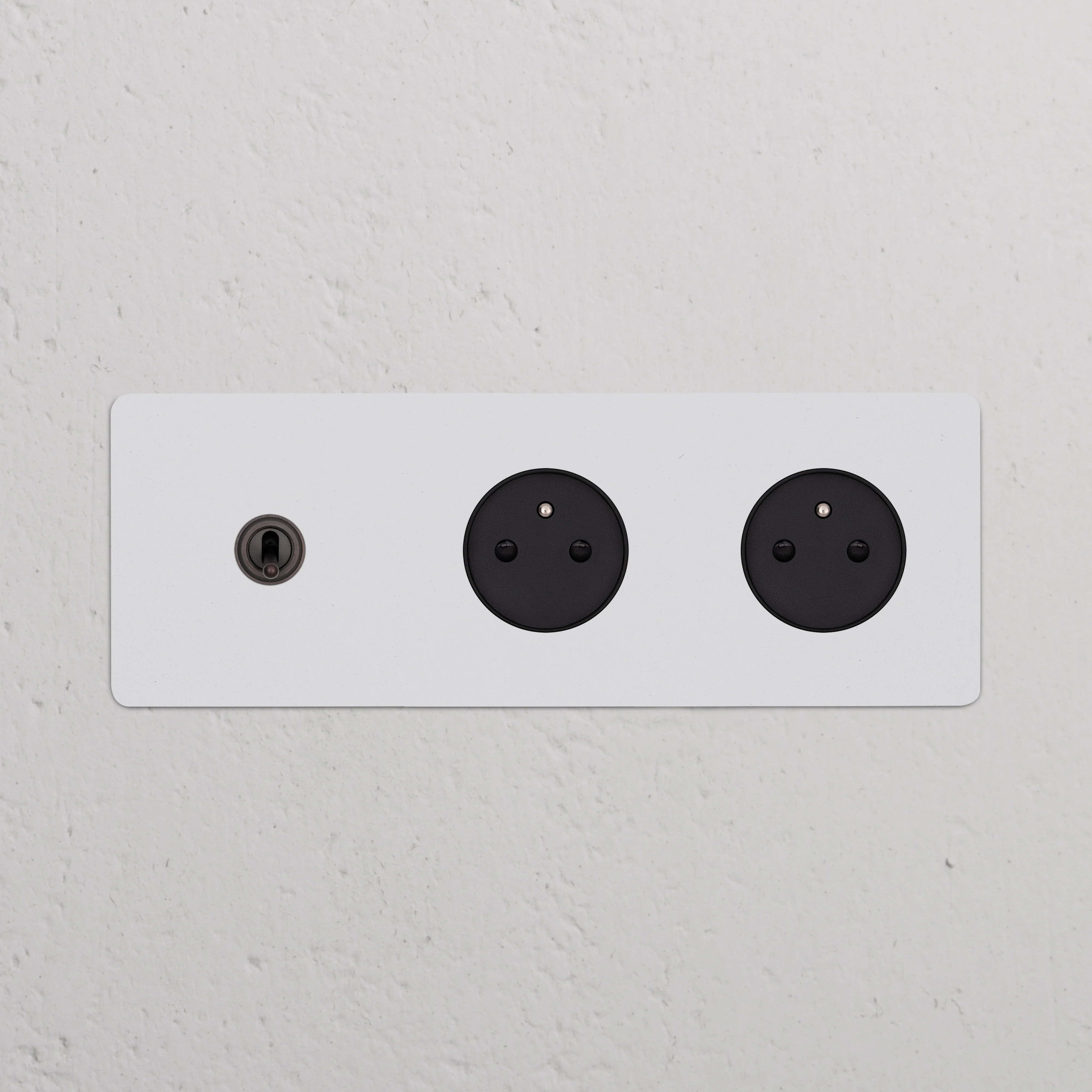 Kew Triple Toggle & 2x French/Belgian Type E Socket - Paintable Bronze | Black - Image 2