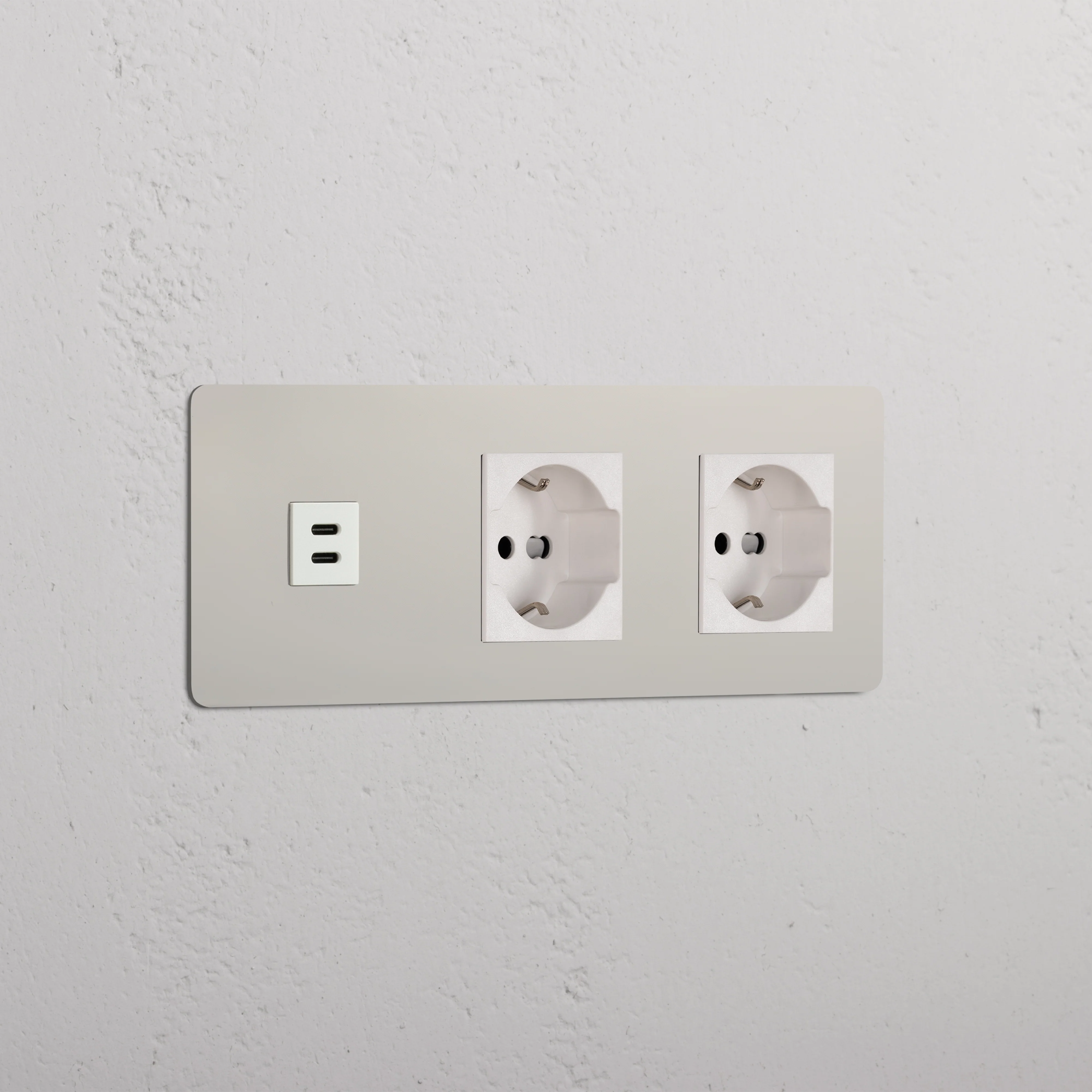 Kew Triple USB-C 30W & 2x Schuko/Bipasso Socket - Polished Nickel | White