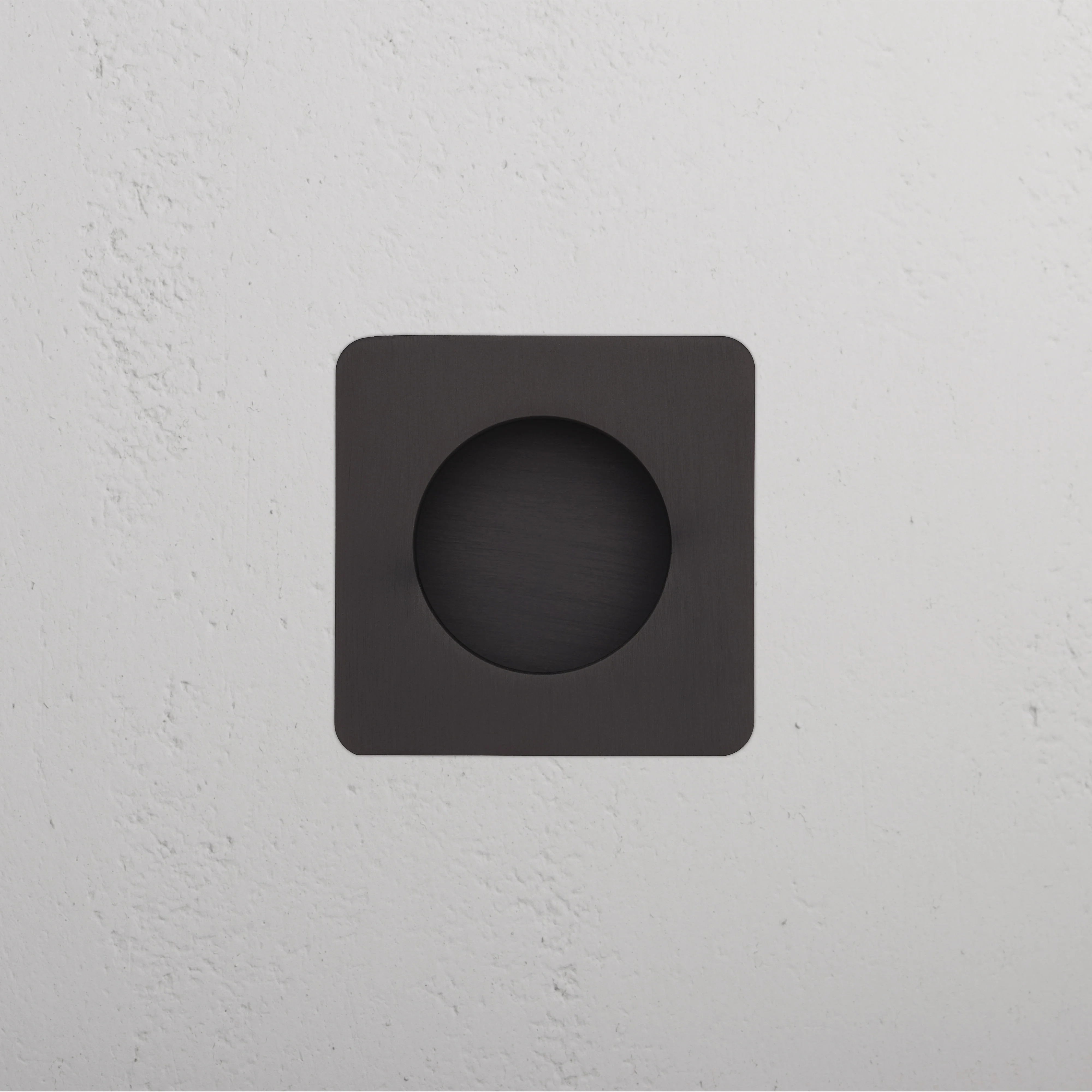 Regent Recessed Small Pull - Bronze - Image 2