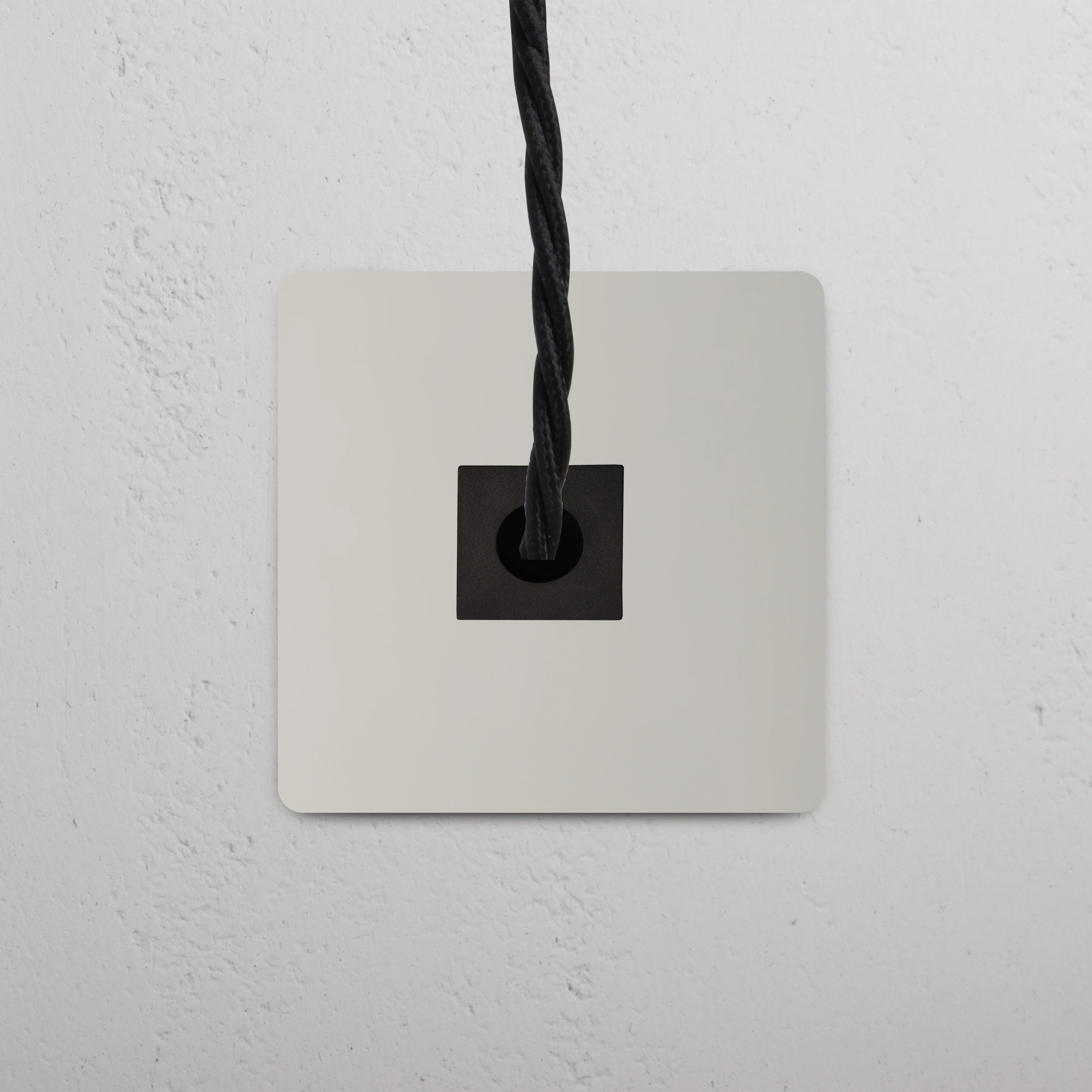Kew Single Cable Outlet - Polished Nickel | Black - Image 2