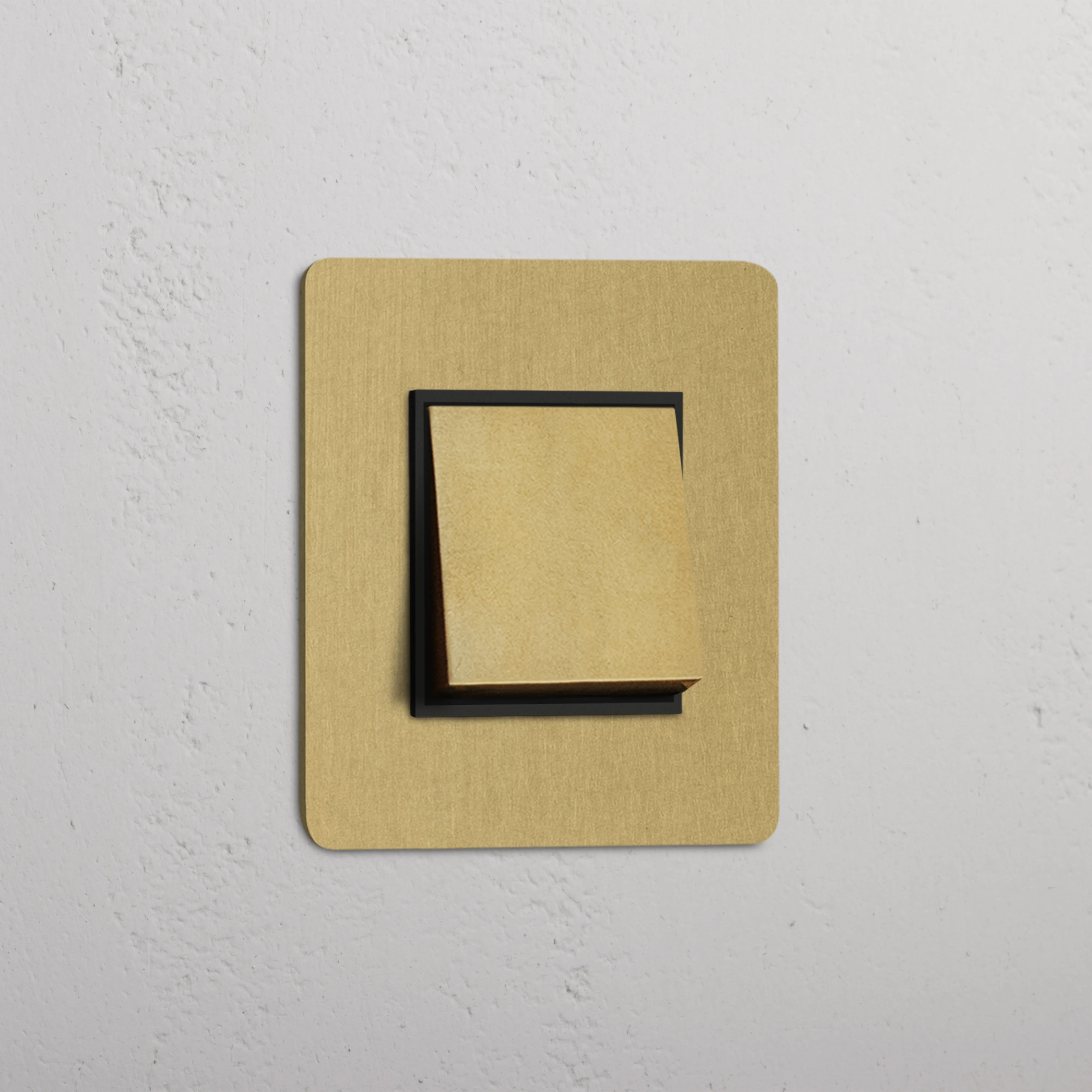 Kew Single Intermediate Rocker Switch - Antique Brass | Black