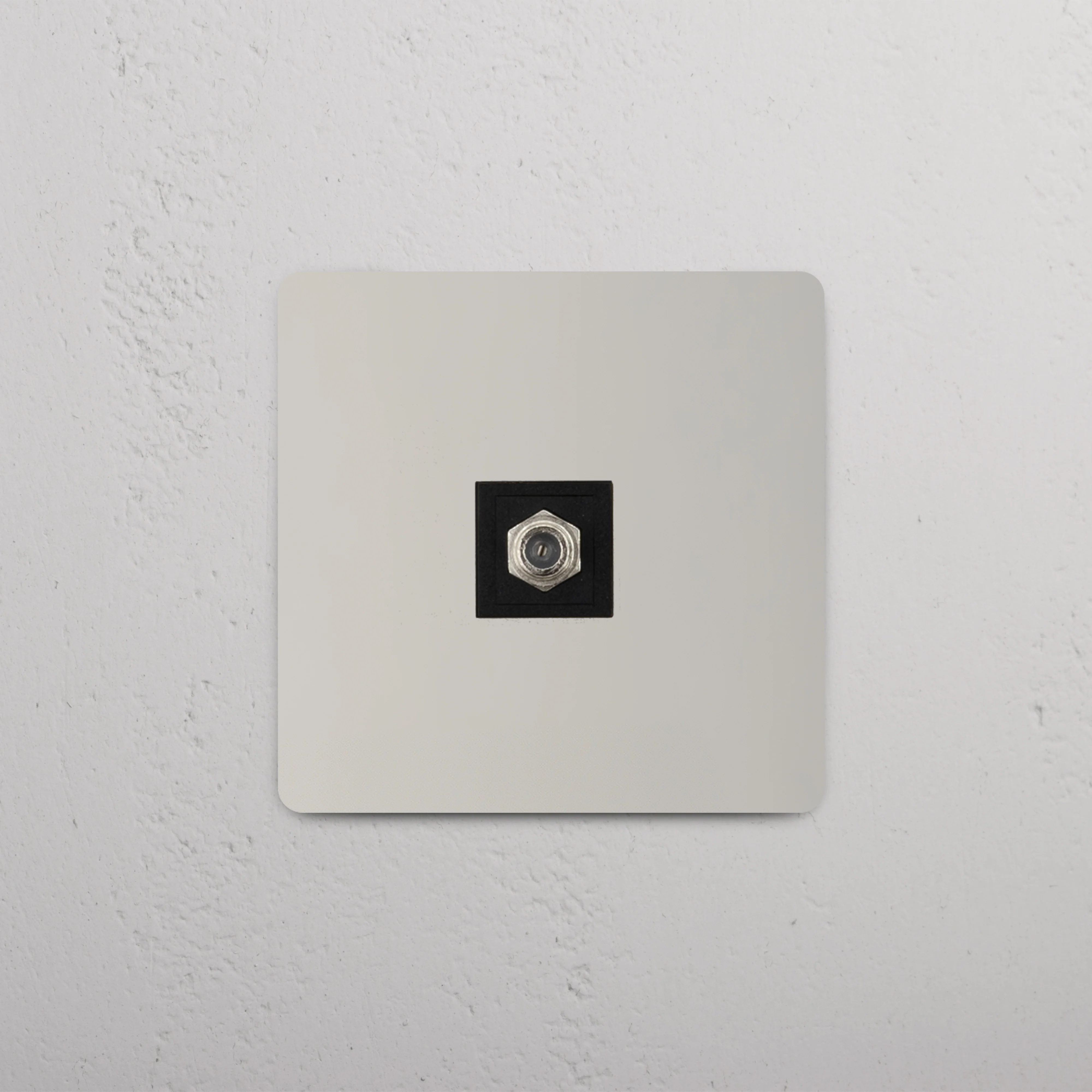 Kew Single Satellite Socket - Polished Nickel | Black - Image 2