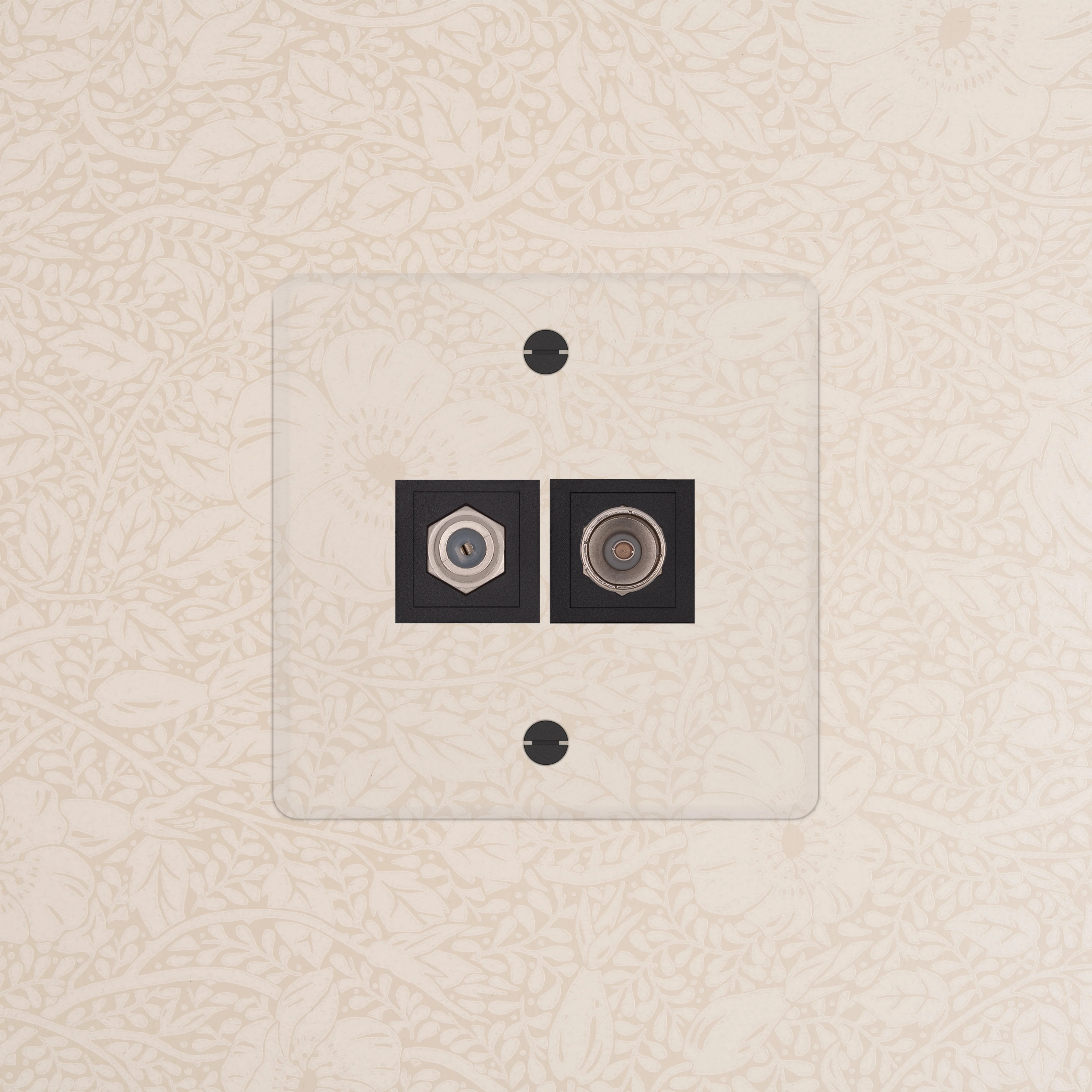 Kew Single Satellite & TV Socket - Clear | Black - Image 2