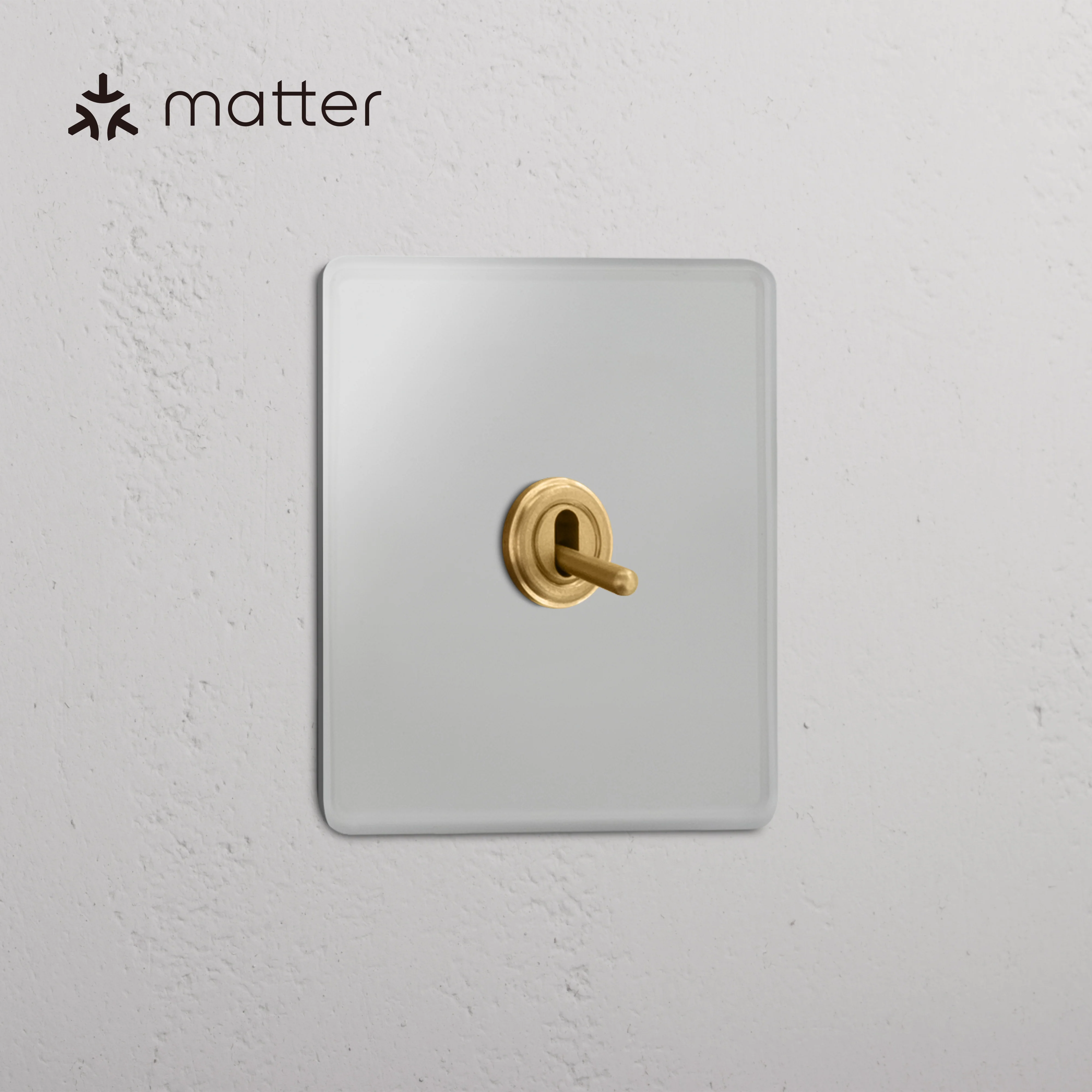 Single Smart Retractive Toggle Switch – Clear Antique Brass