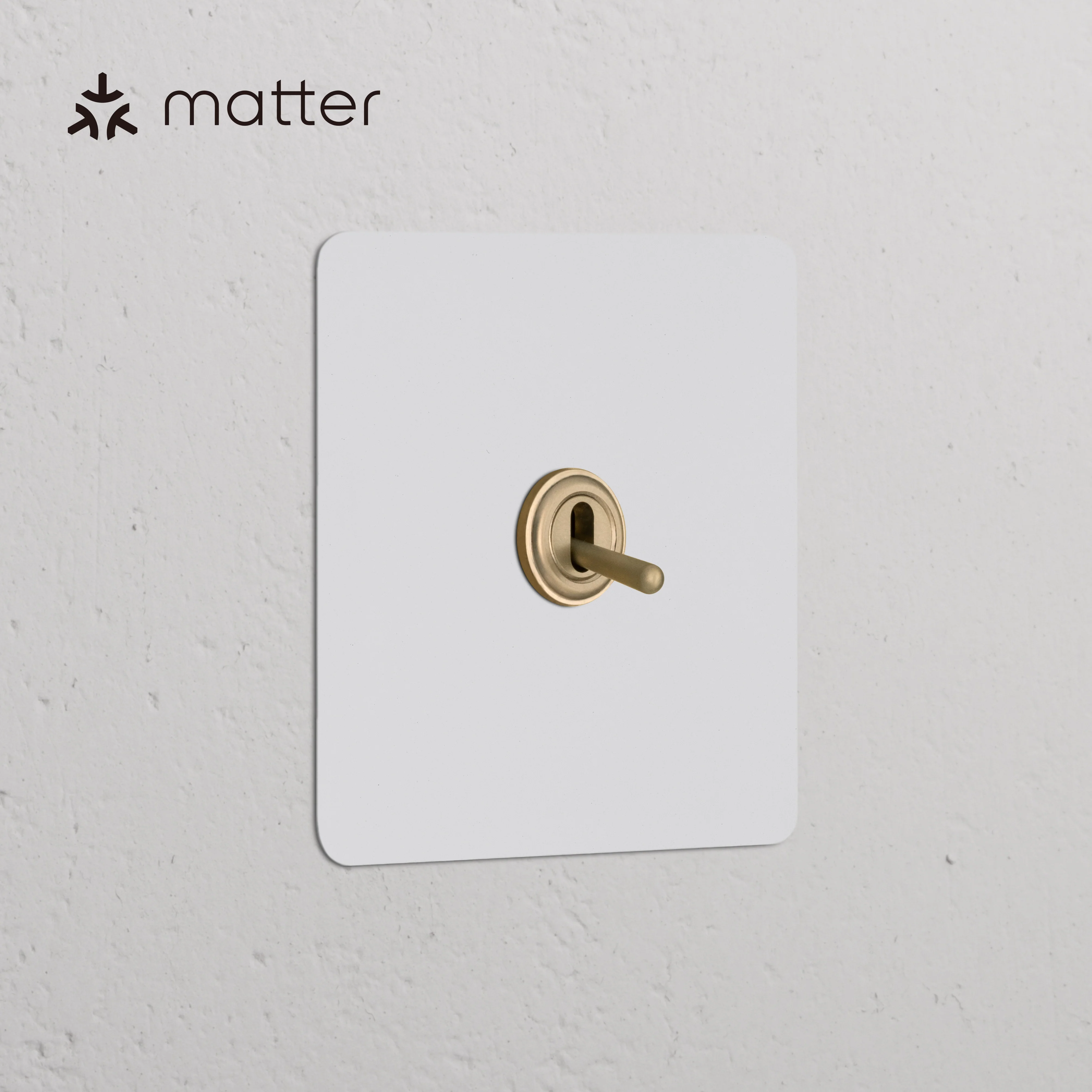 Single Smart Retractive Toggle Switch – Paintable Antique Brass