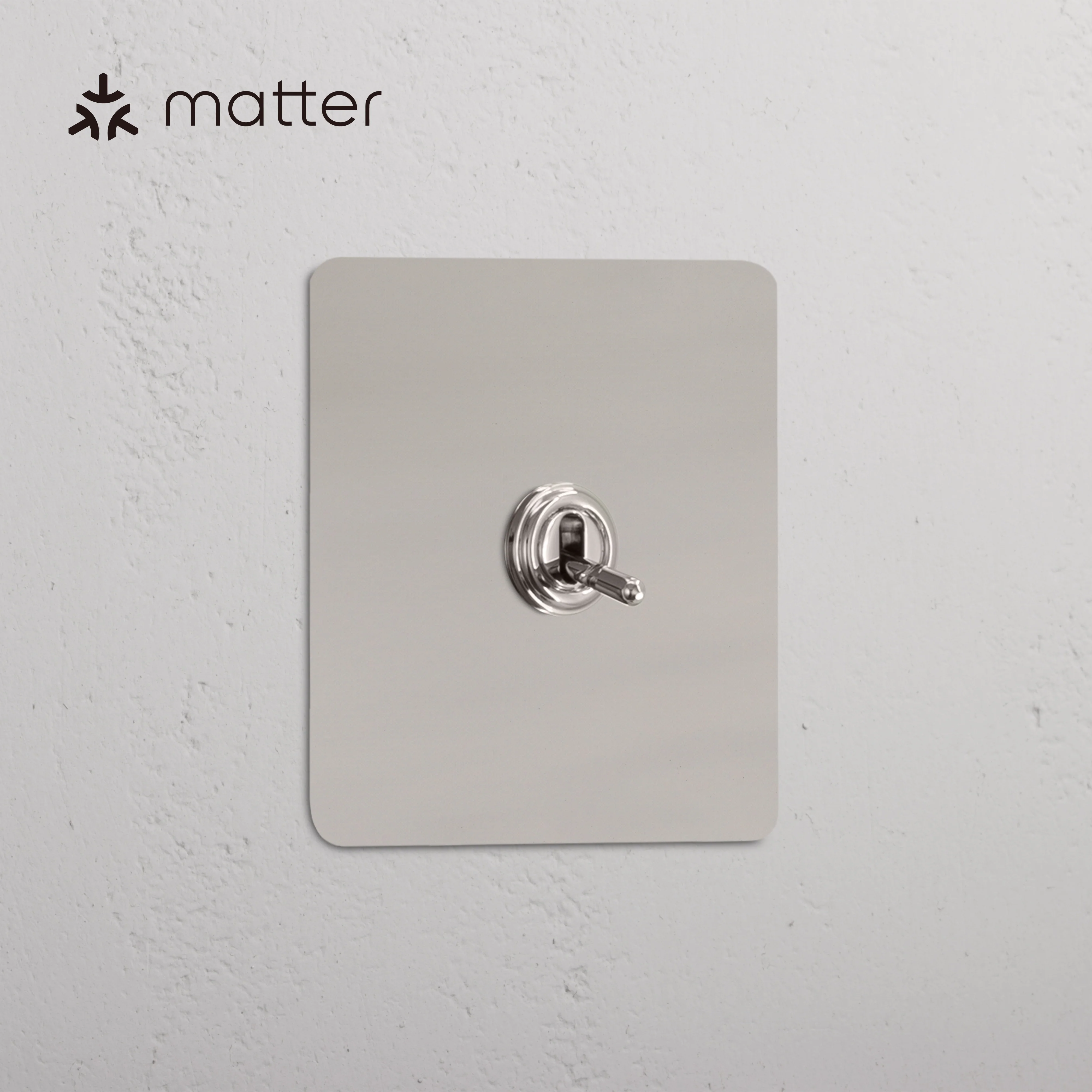 Single Smart Retractive Toggle Switch – Polished Nickel