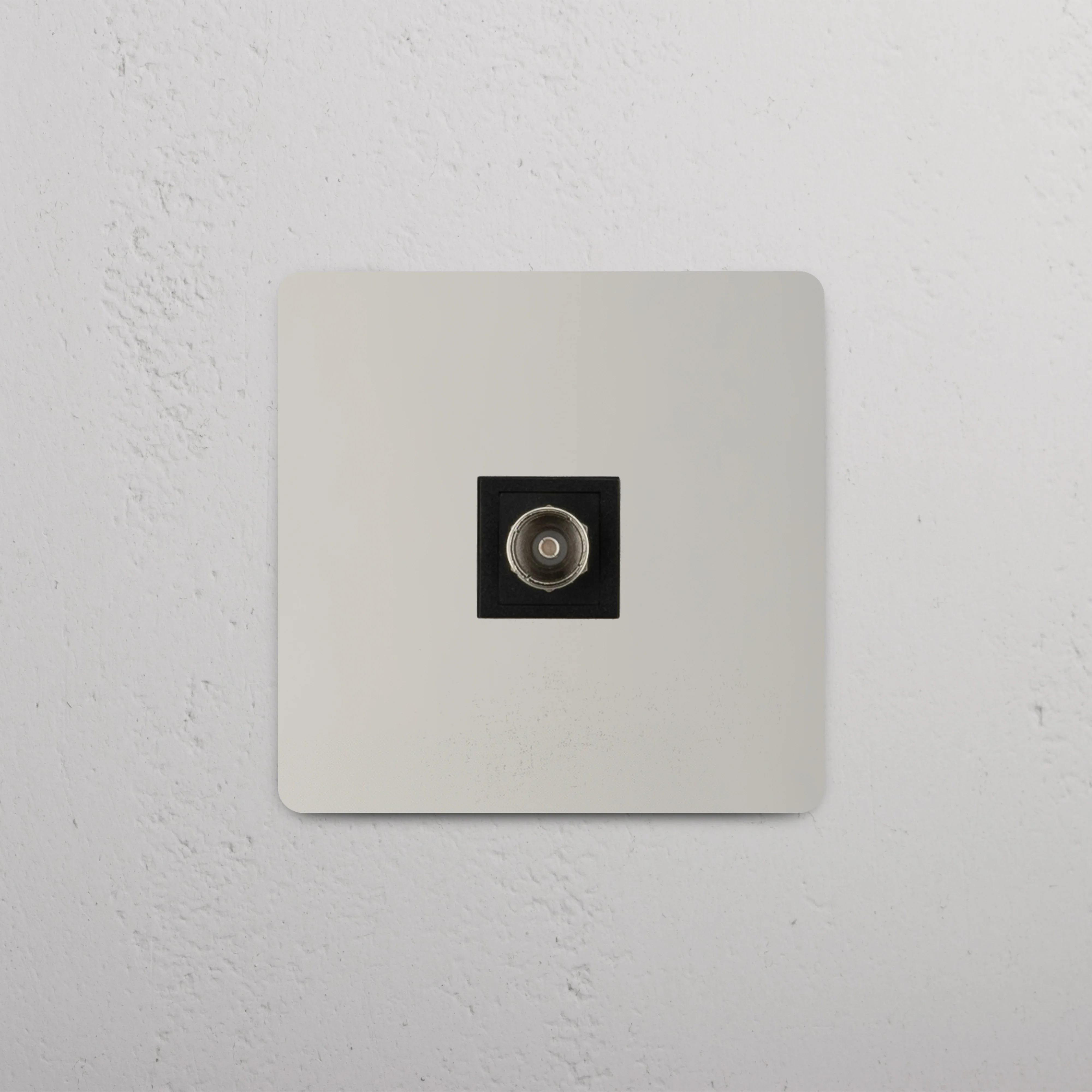 Kew Single TV Socket - Polished Nickel | Black - Image 2