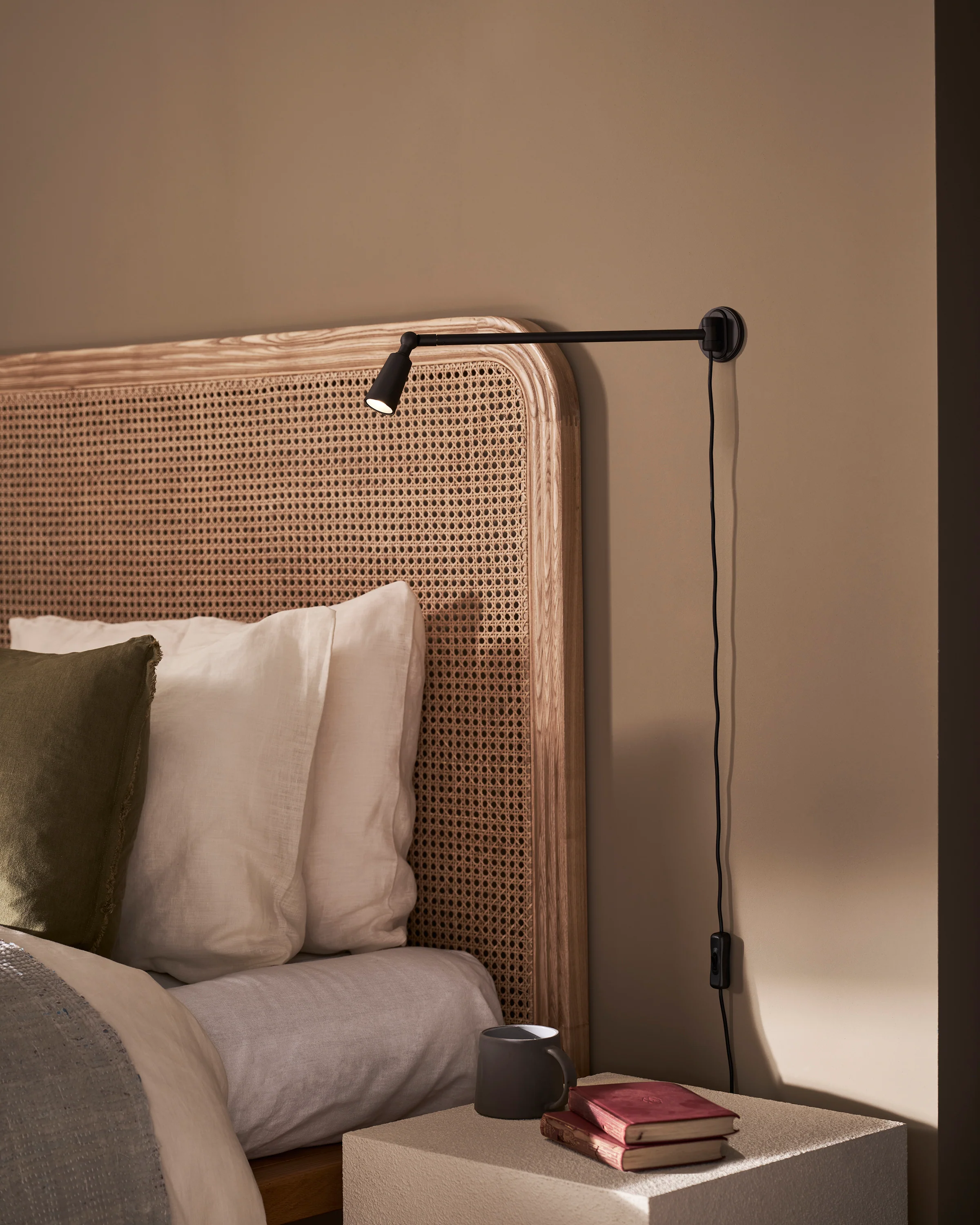 Sloane Wall Mounted Reading Light - Bronze - Image 4