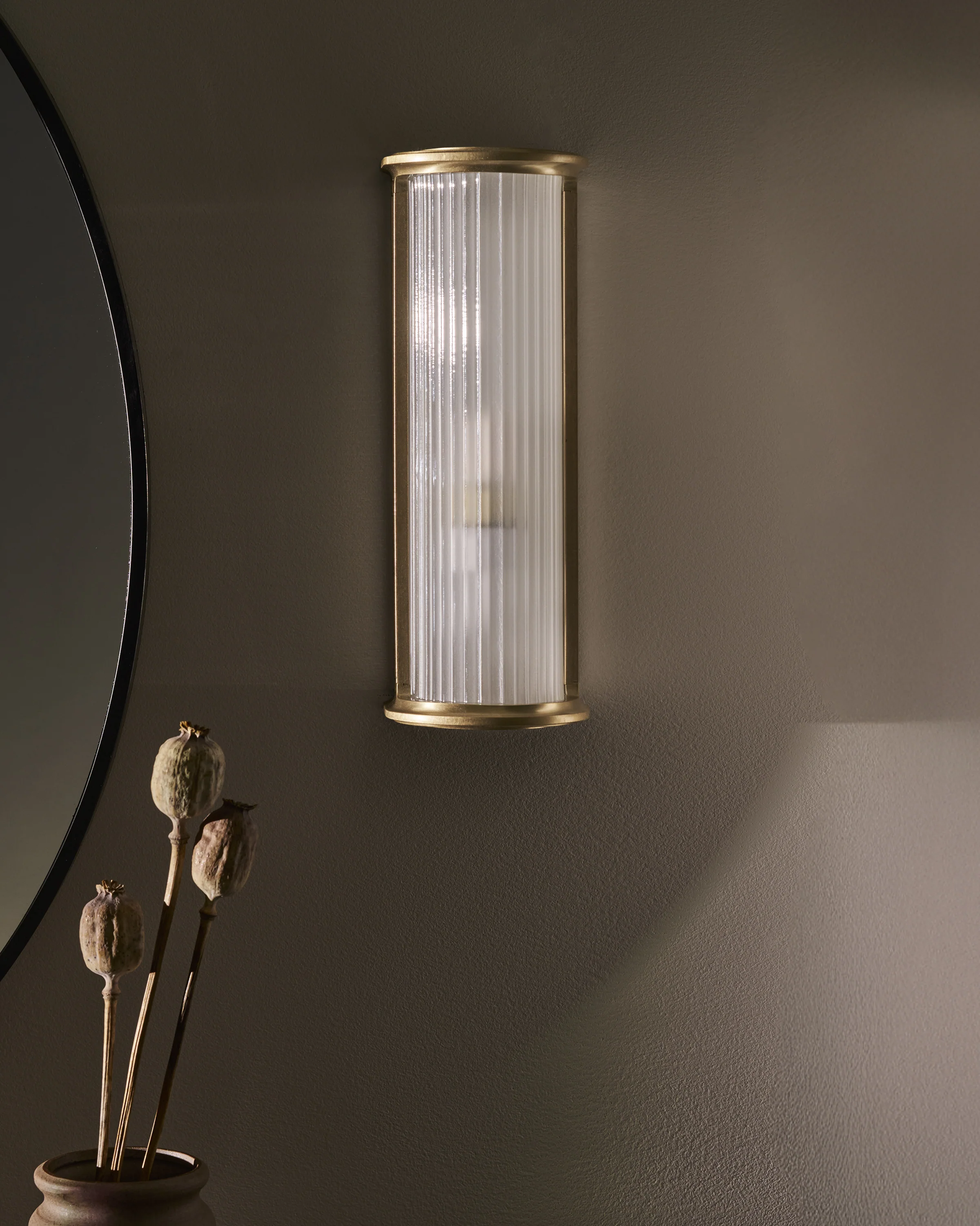 Small Bank Wall Light - Antique Brass - Image 6