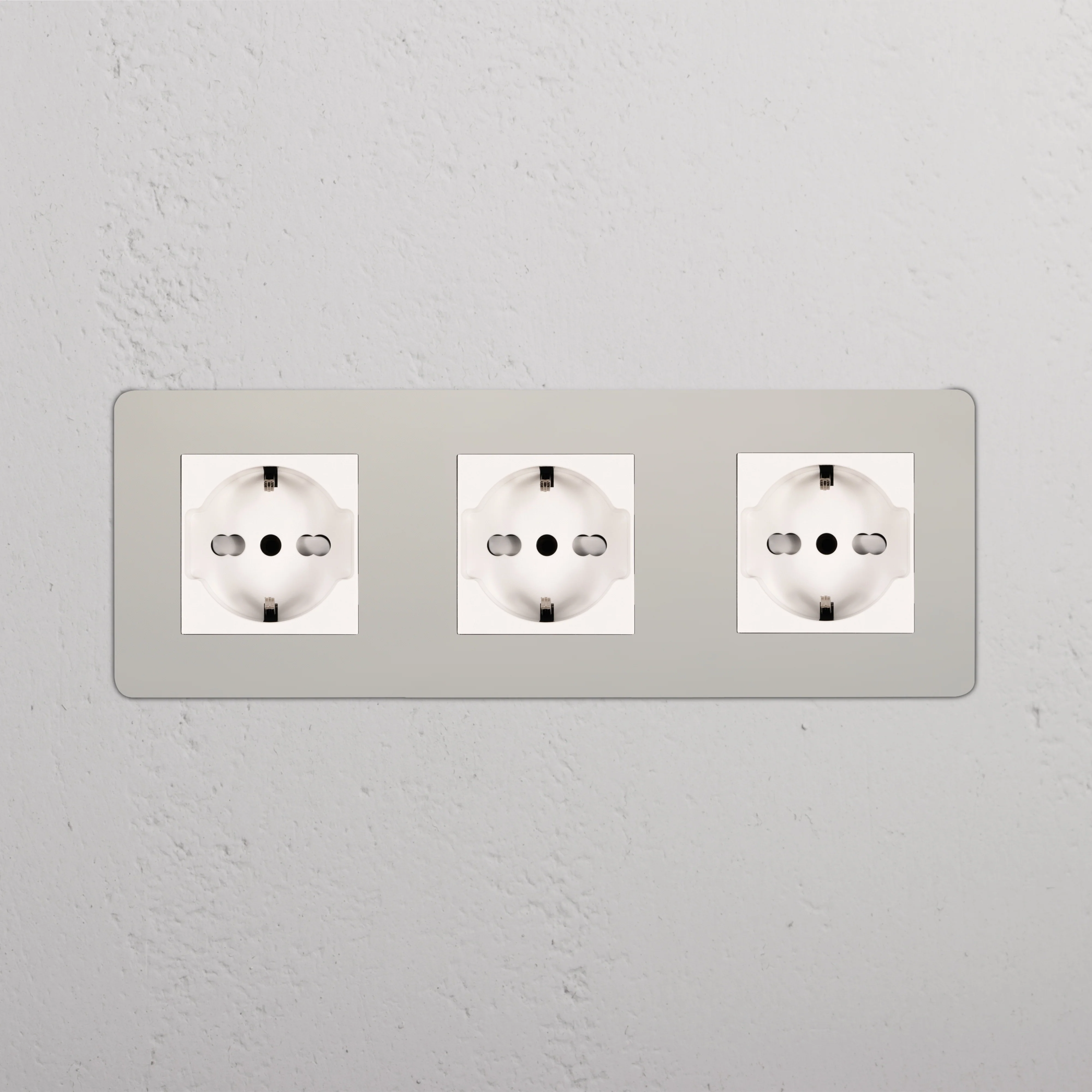 Kew Triple 3x Schuko/Bipasso Socket - Polished Nickel | White - Image 2